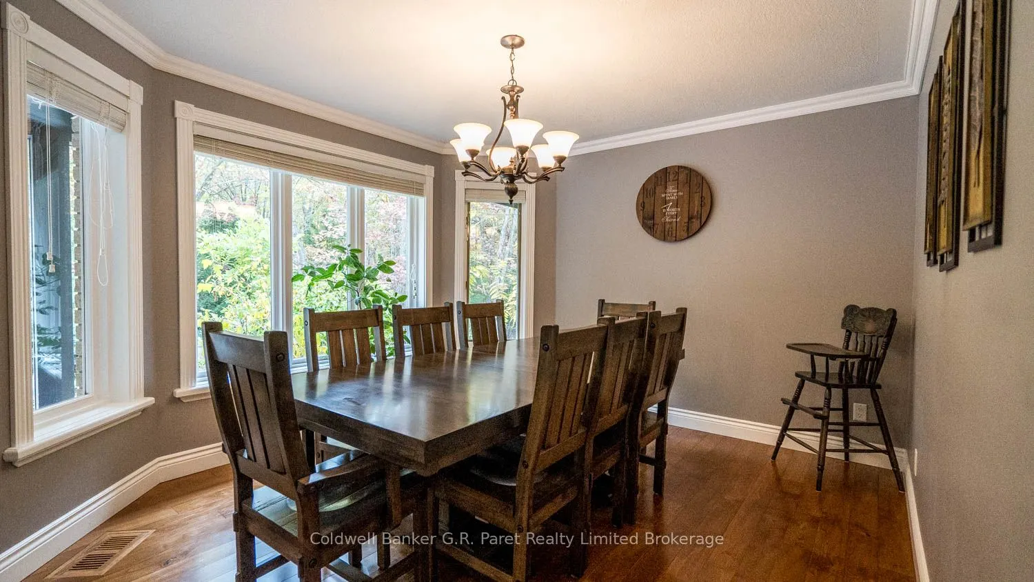 9862 Lakeshore Drive