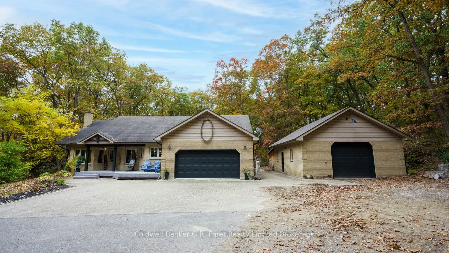 9862 Lakeshore Drive