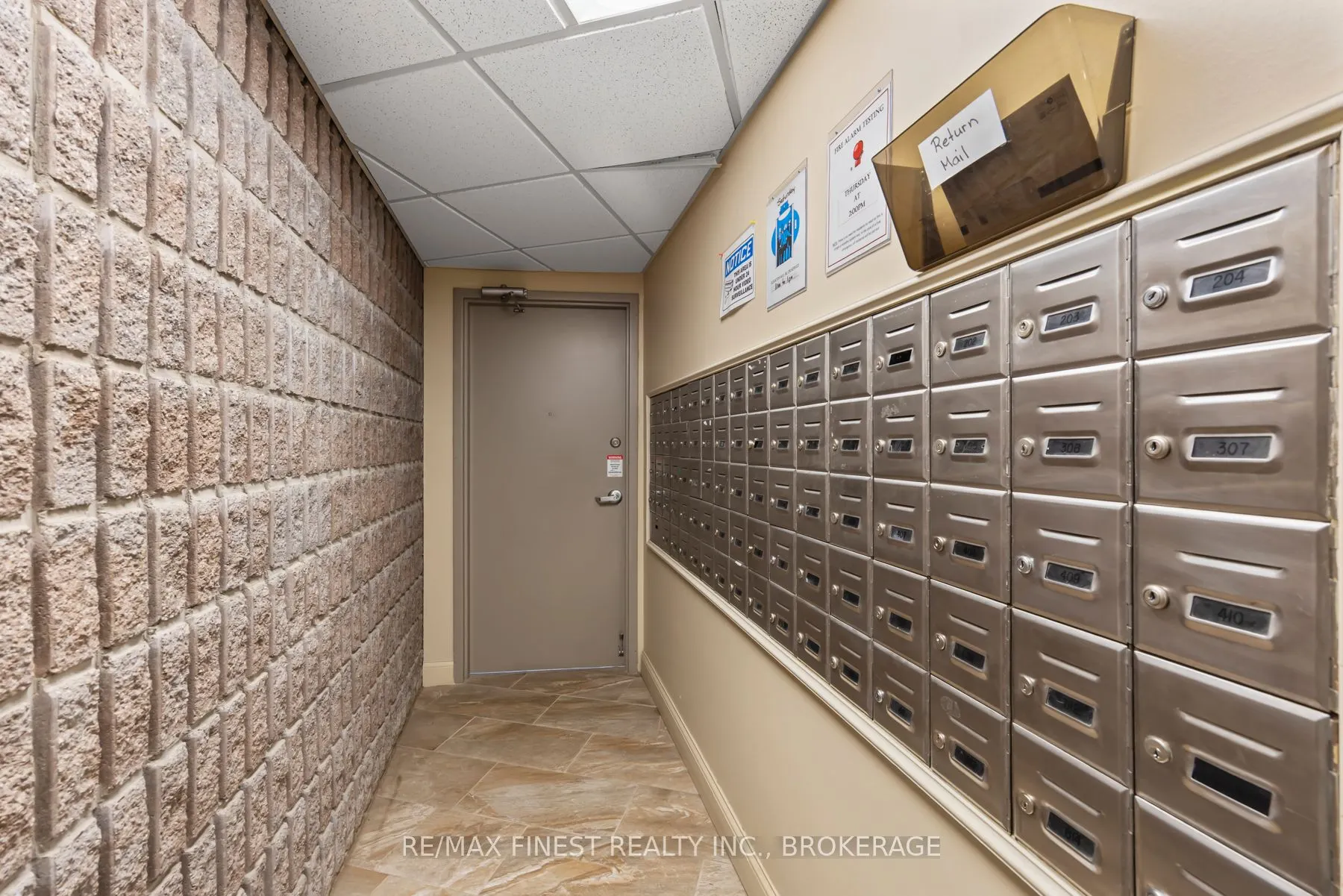 17 Eldon Hall Place, #104