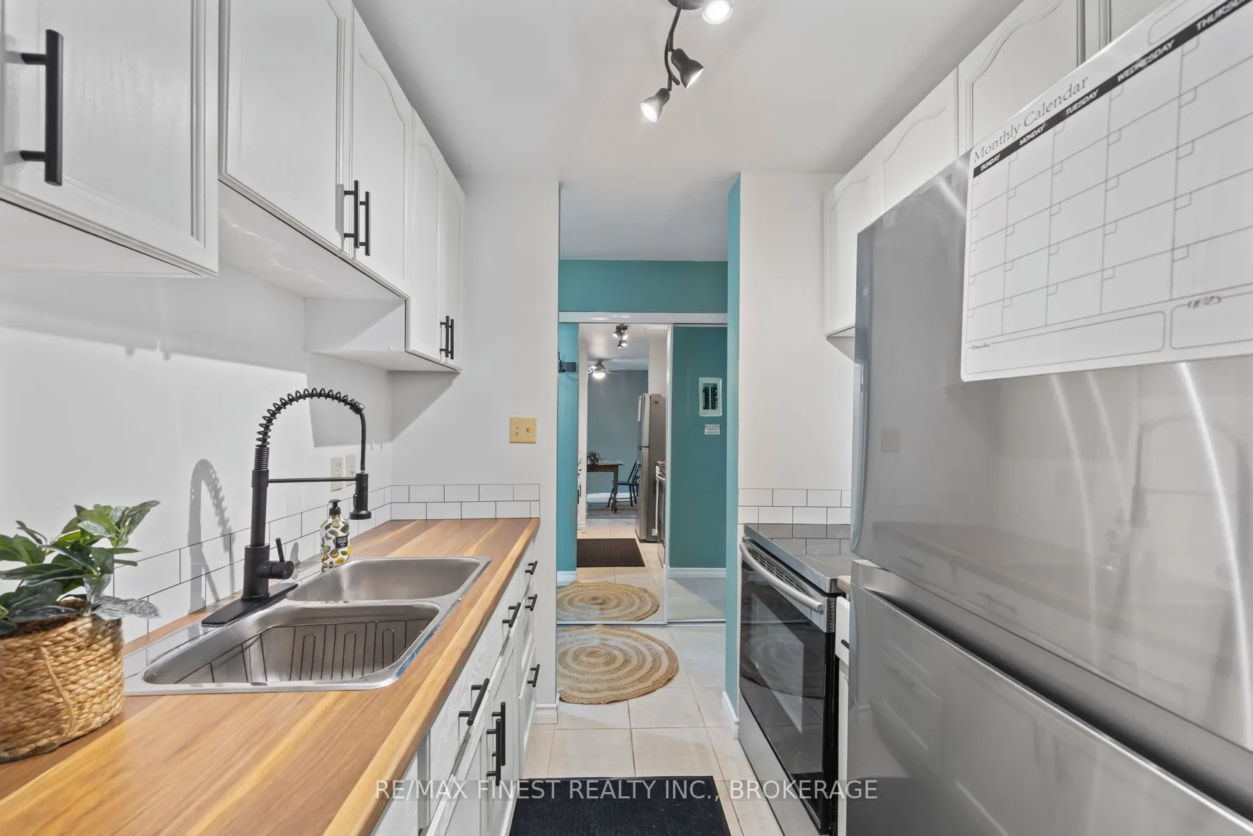 17 Eldon Hall Place, #104