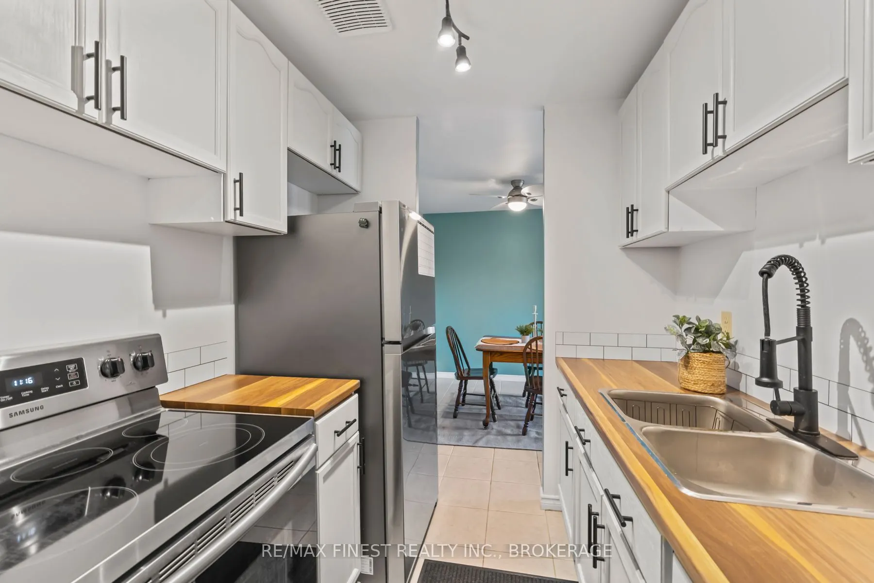 17 Eldon Hall Place, #104