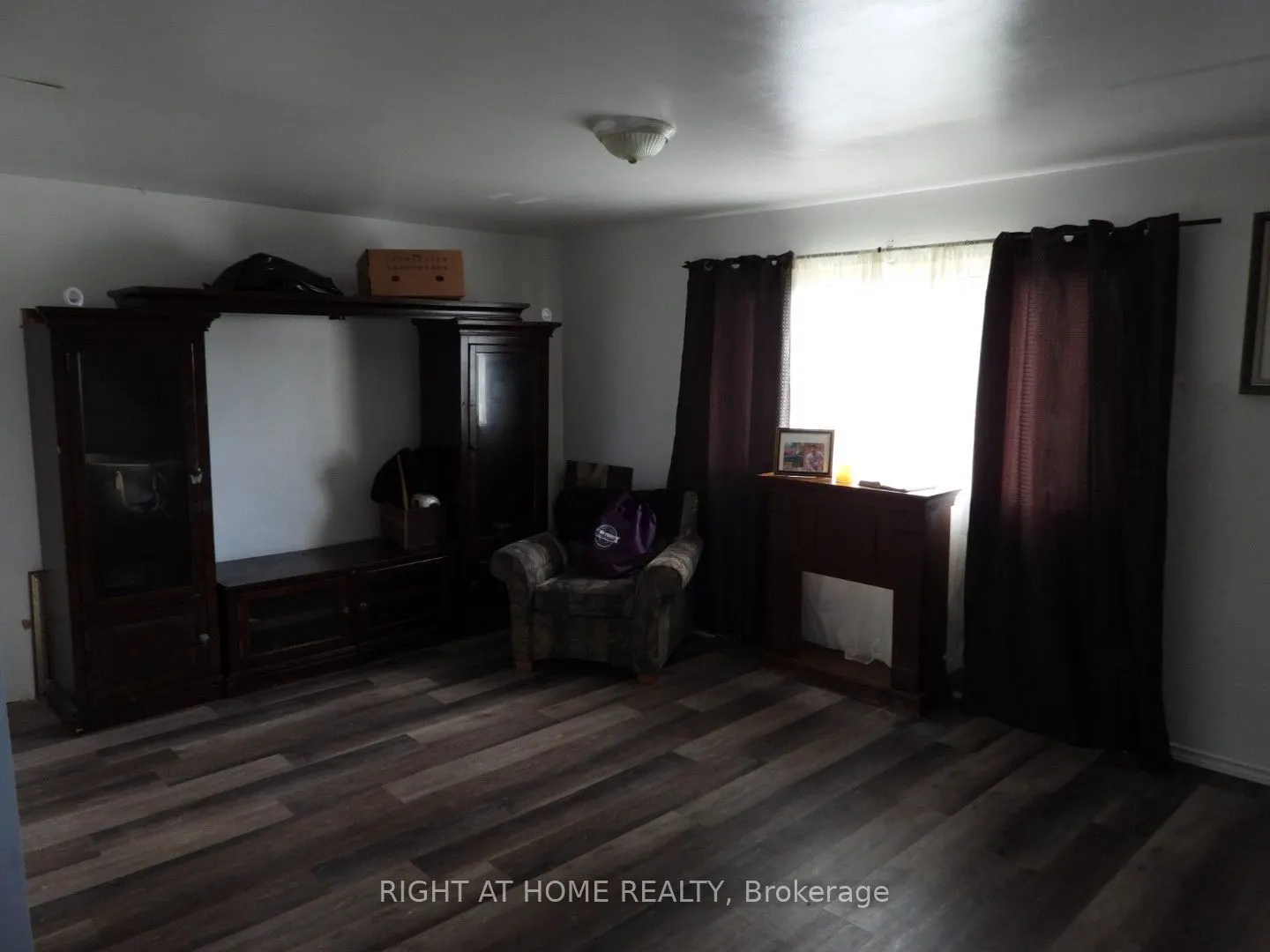 665 Port Maitland Road