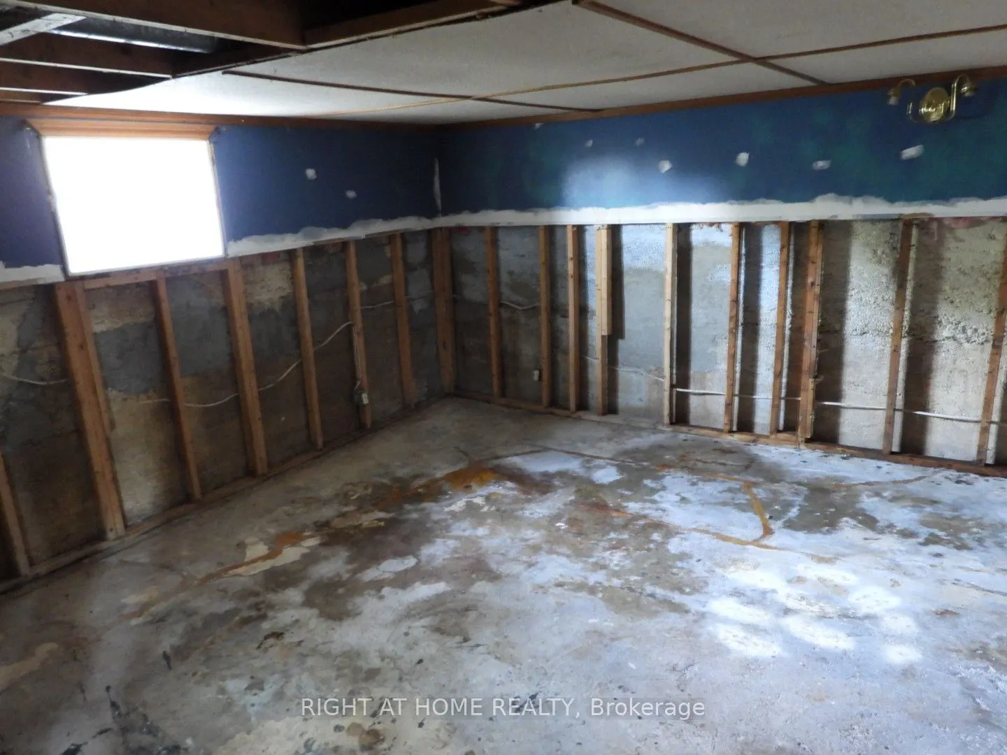 665 Port Maitland Road