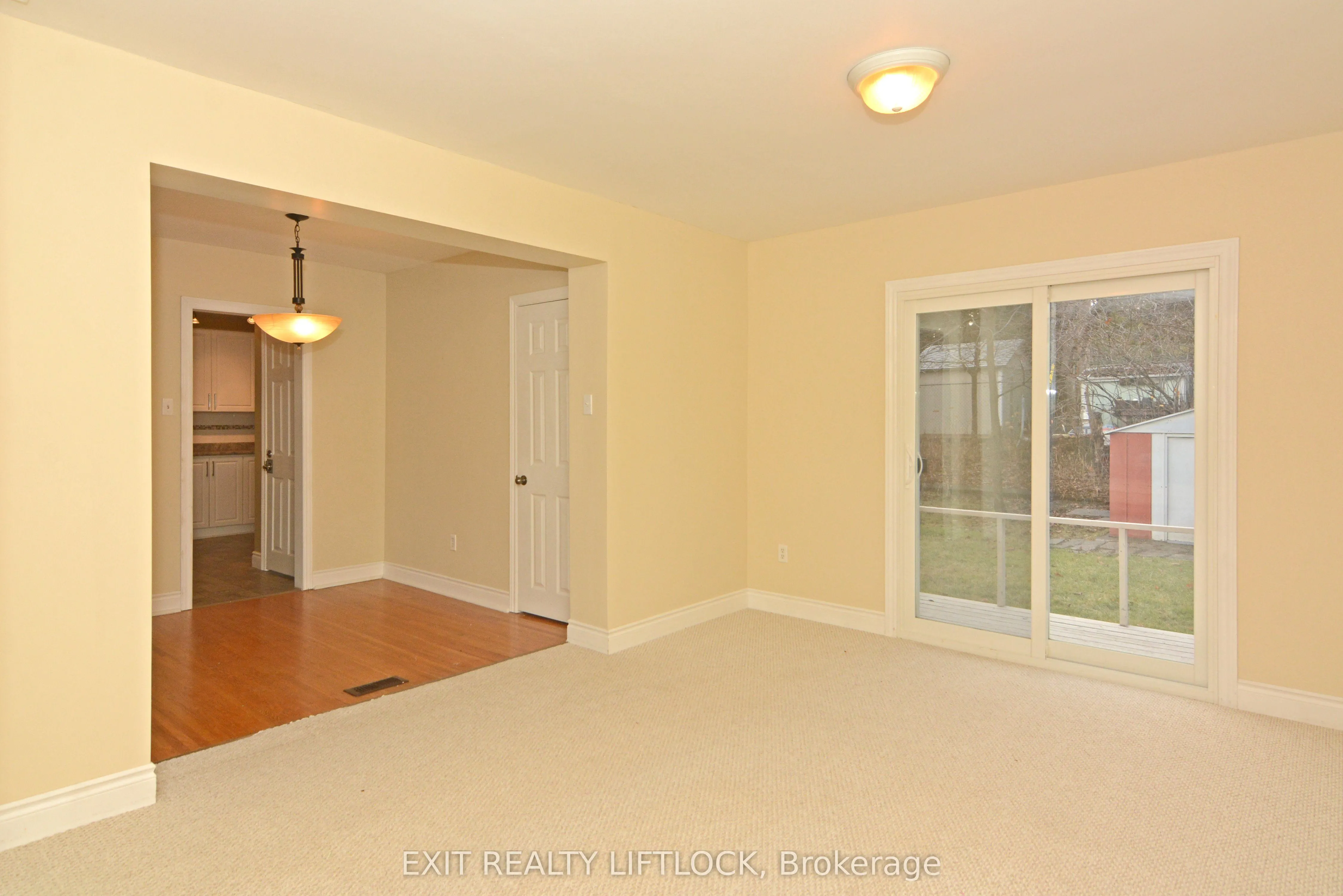 1437 Westbrook Drive, #Main Floor