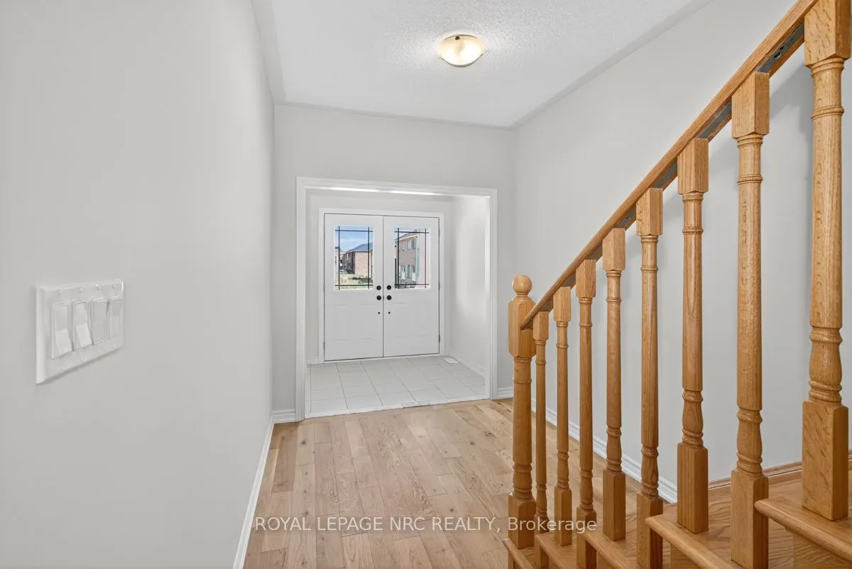 49 HUNTSWORTH Avenue