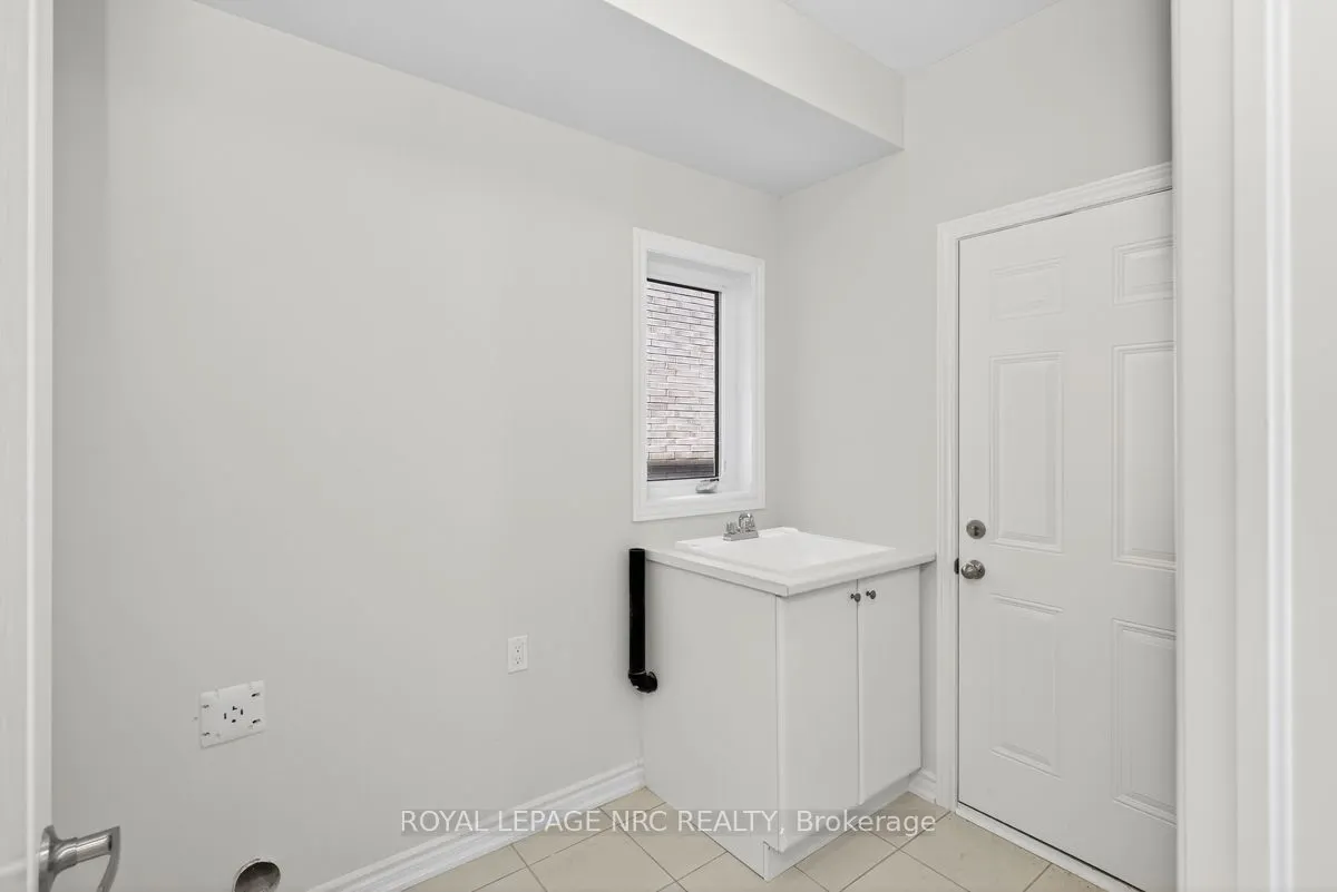 49 HUNTSWORTH Avenue