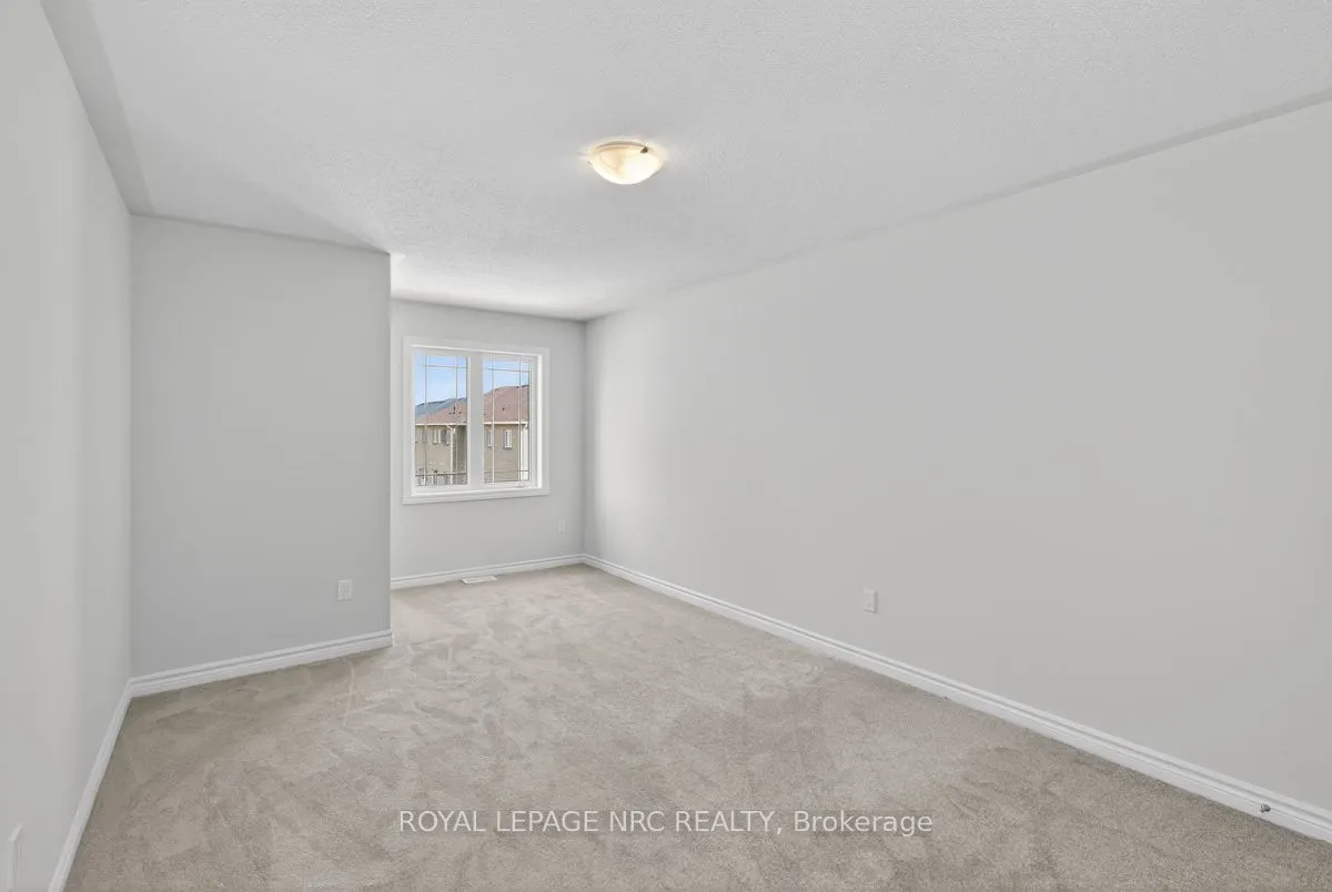 49 HUNTSWORTH Avenue