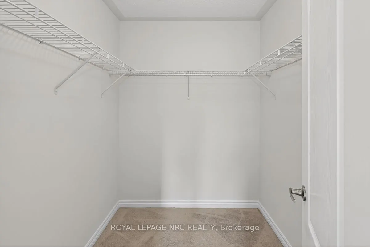 49 HUNTSWORTH Avenue