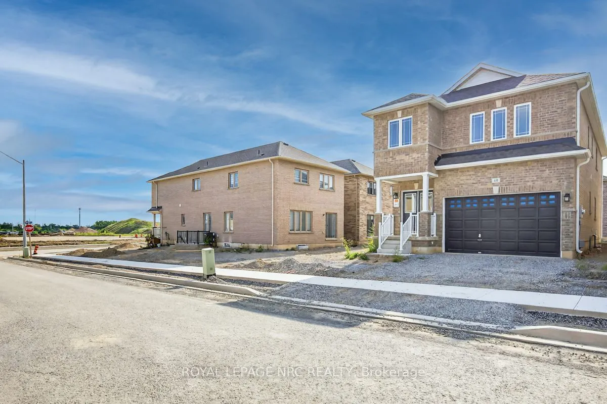 49 HUNTSWORTH Avenue