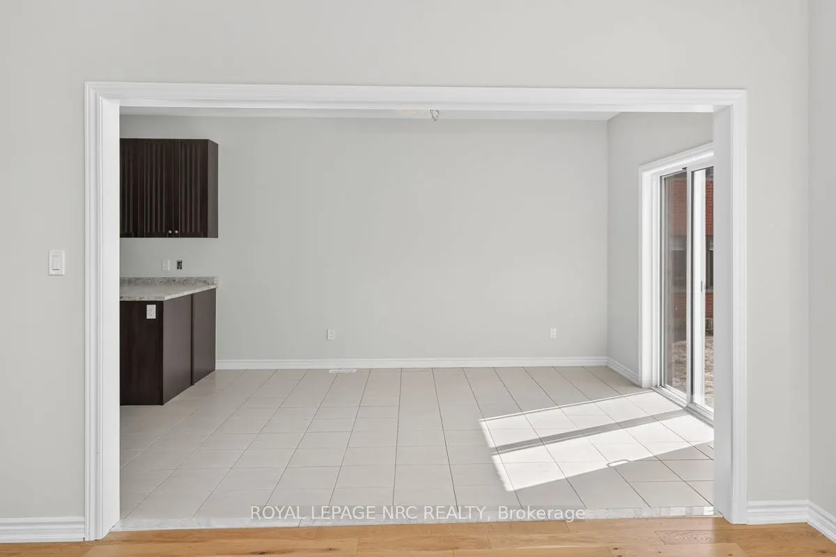 49 HUNTSWORTH Avenue