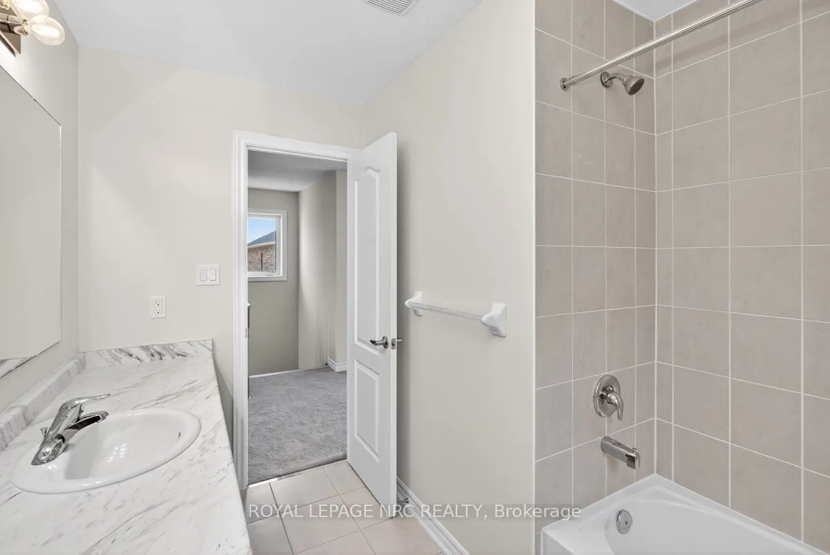 49 HUNTSWORTH Avenue