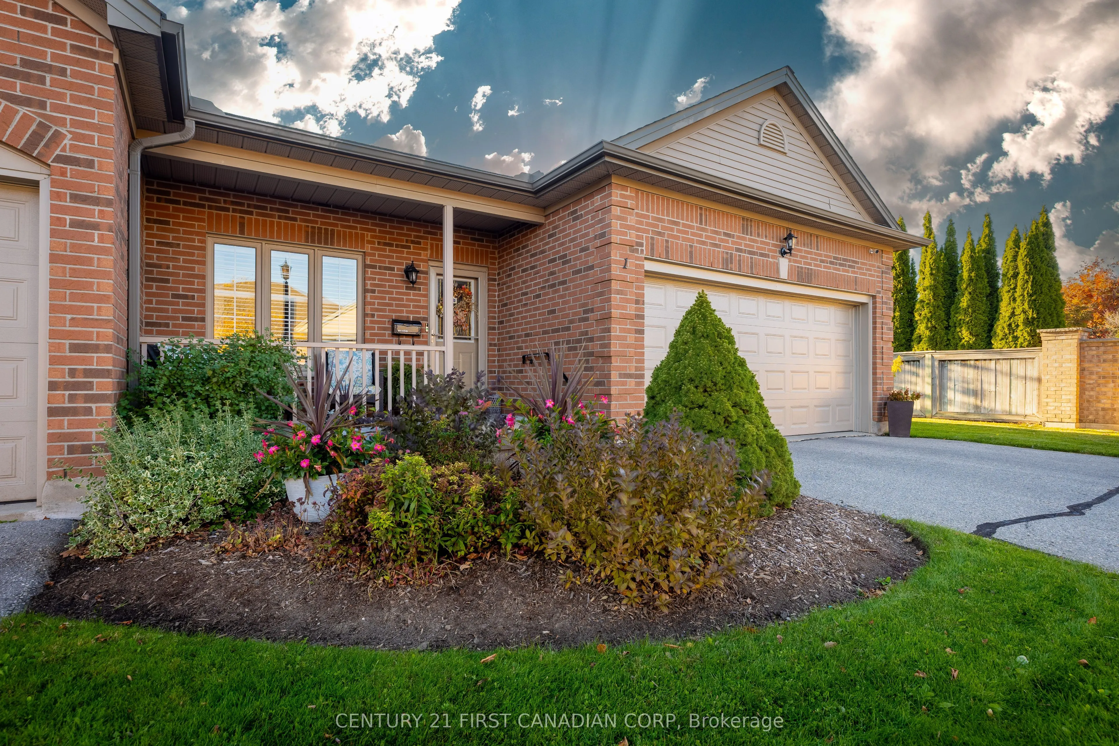 205 North Centre Road, #1