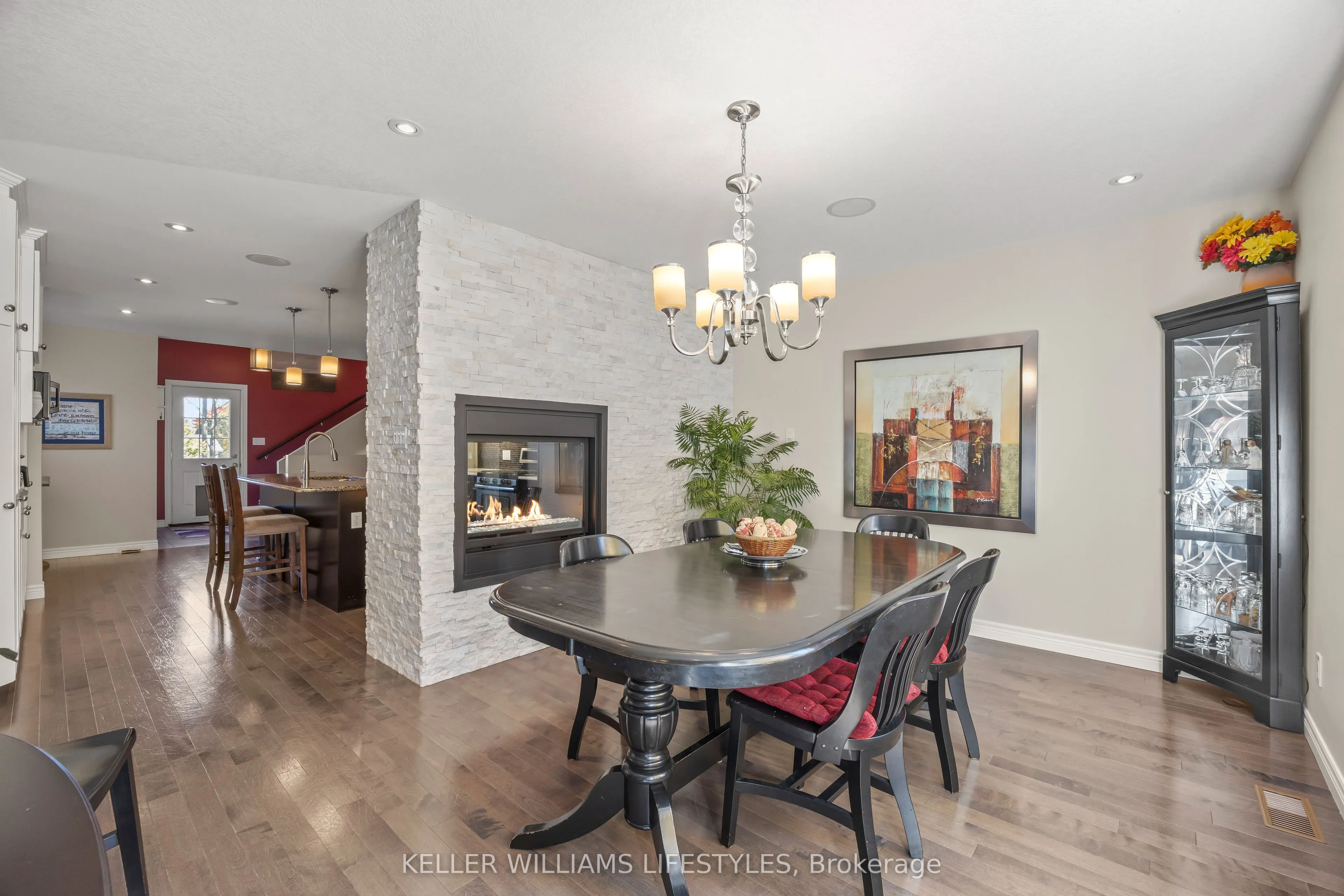 11 Hawthorn Crescent