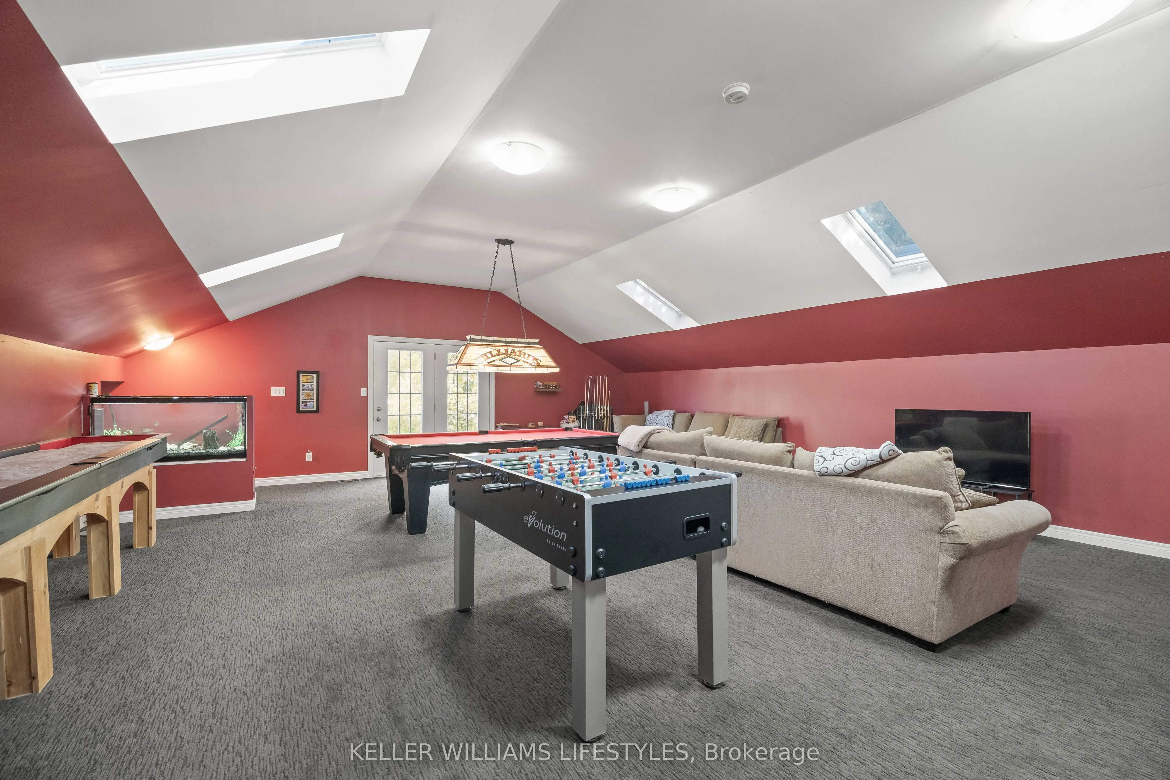 11 Hawthorn Crescent