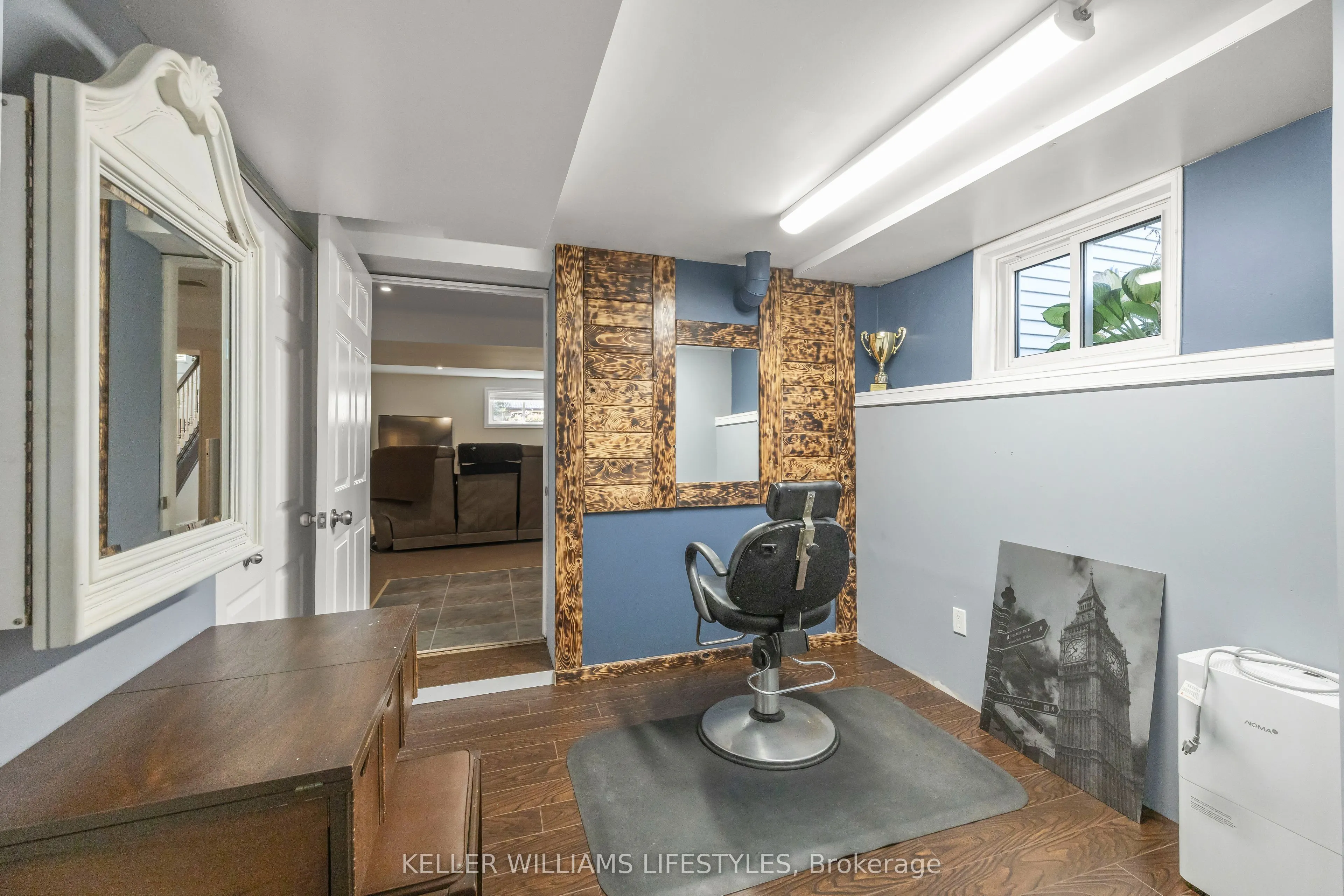 11 Hawthorn Crescent