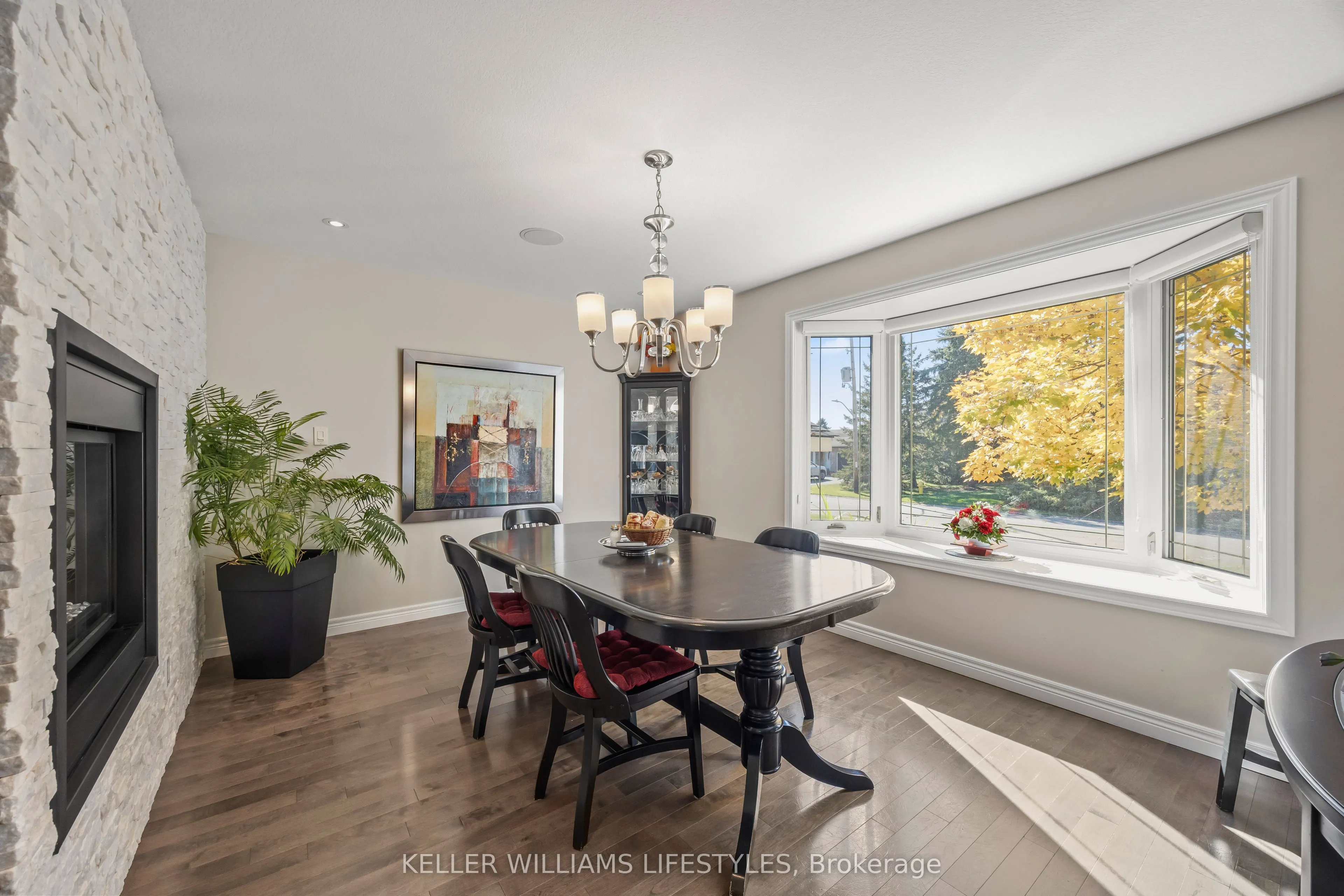 11 Hawthorn Crescent