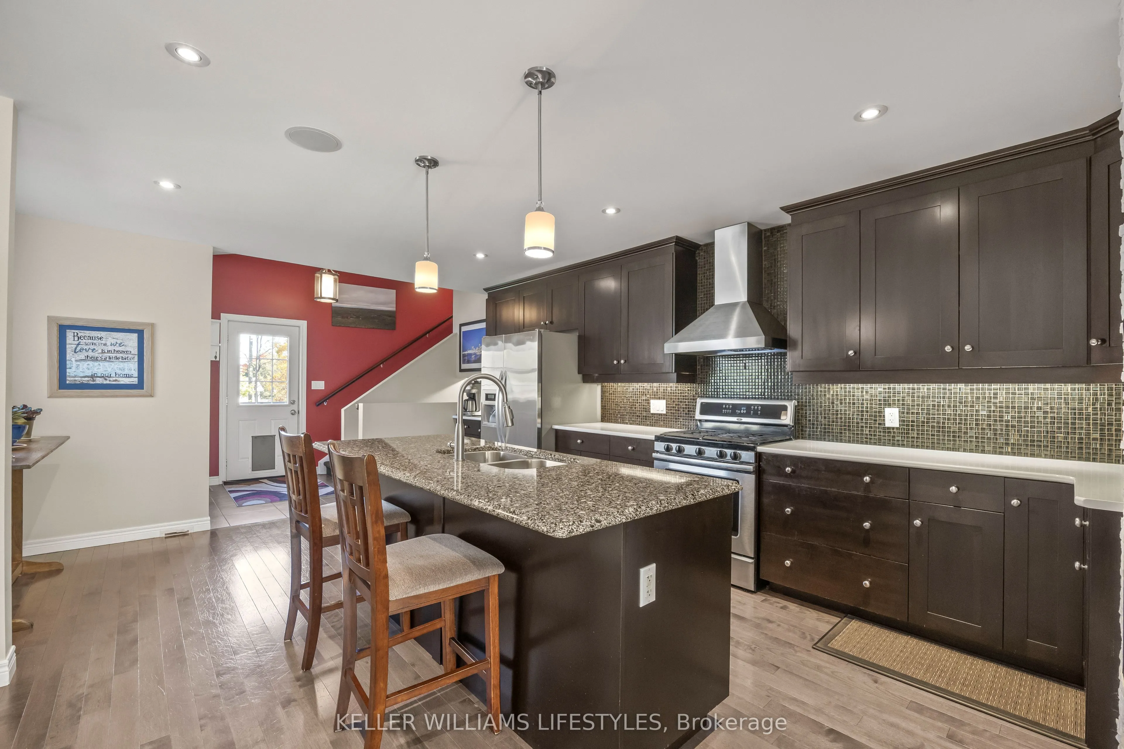 11 Hawthorn Crescent