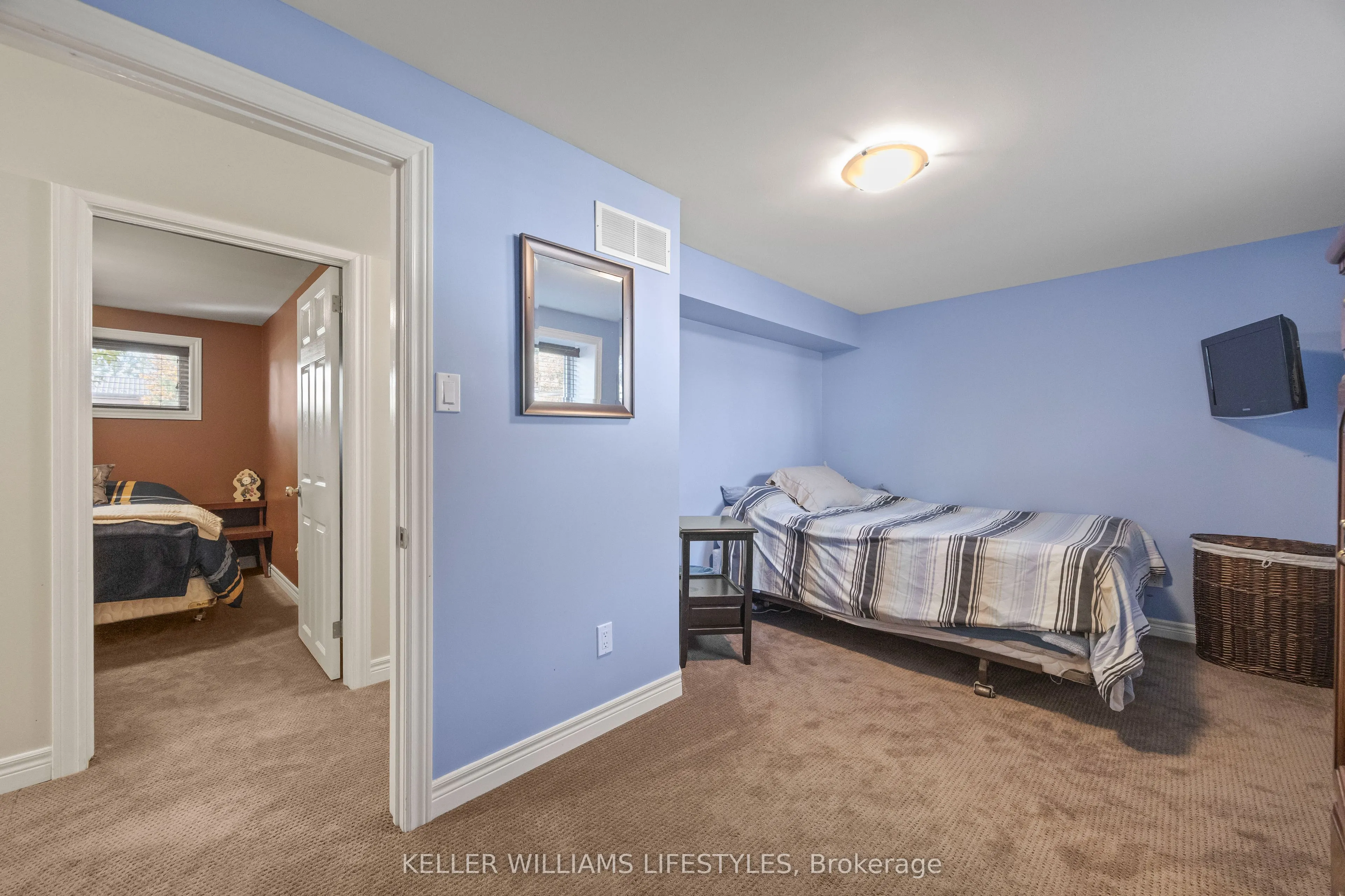 11 Hawthorn Crescent