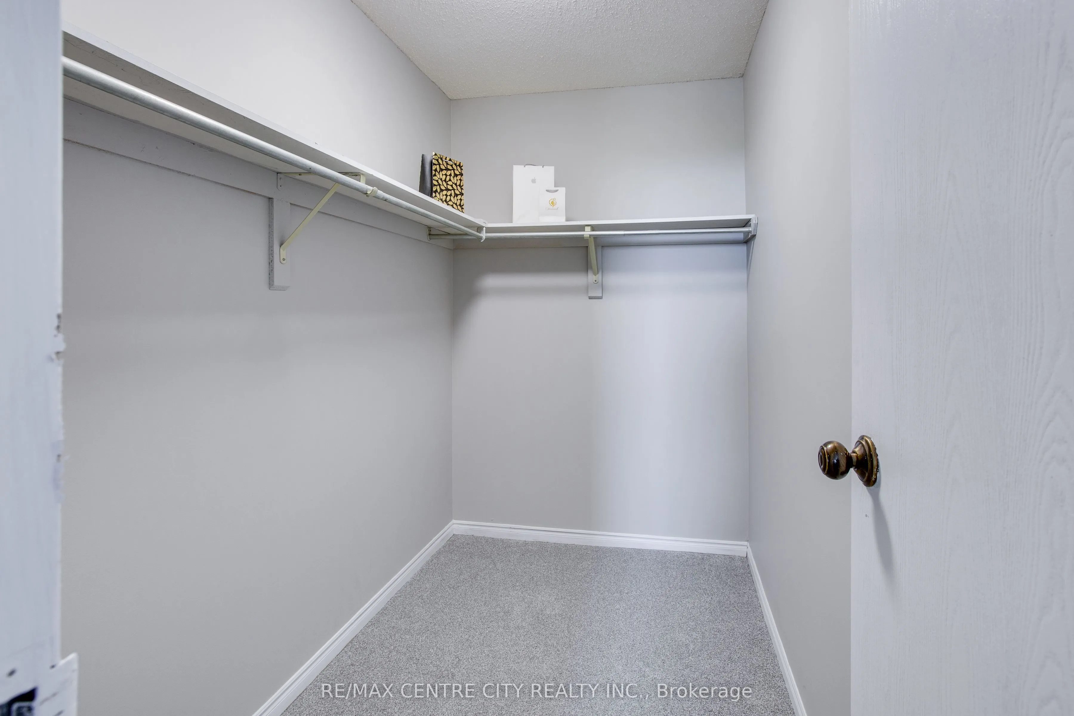 45 Pond Mills Road, #812