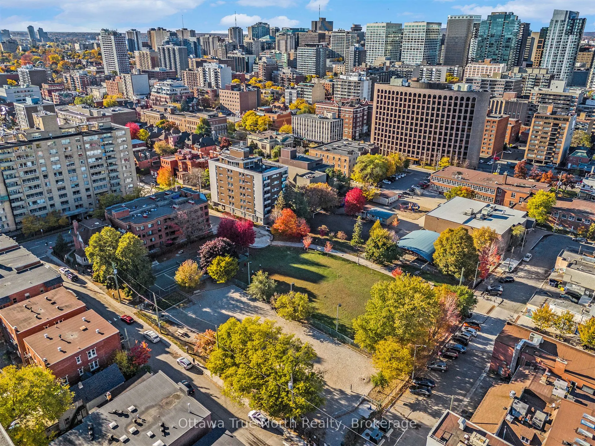 317 Metcalfe Street N, #102