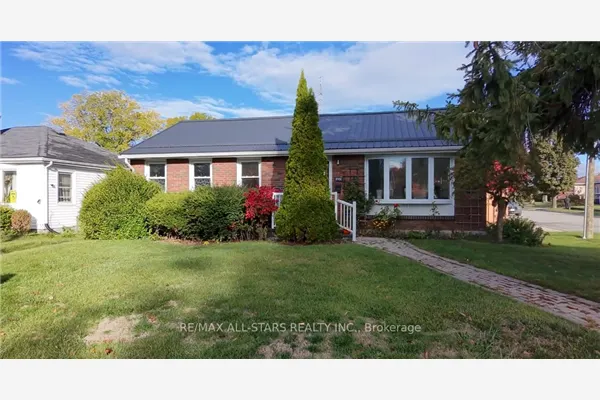 200 University Avenue E