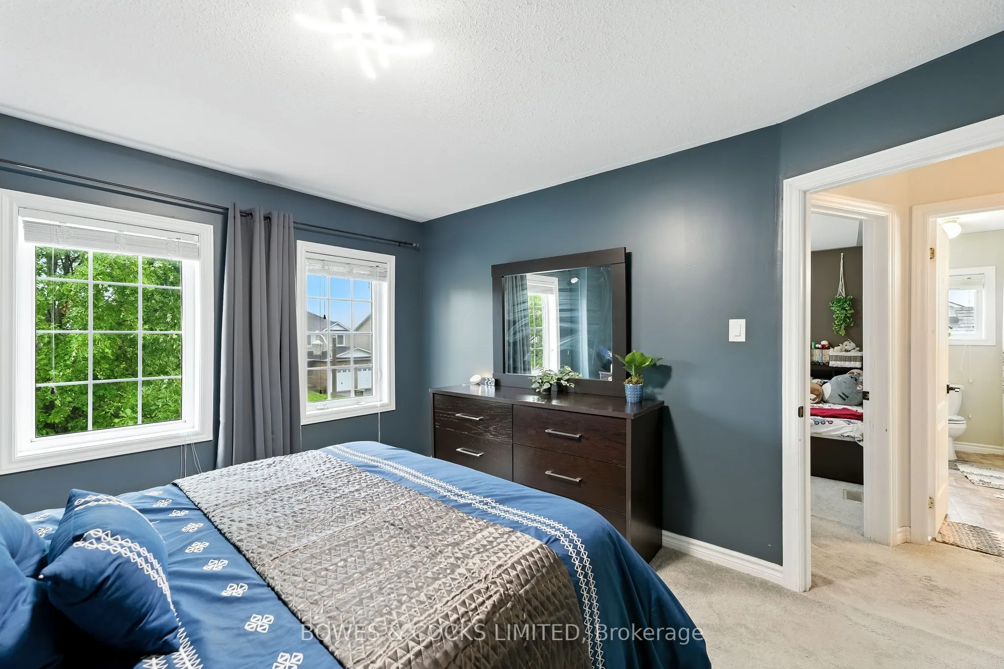 210 Farrier Crescent