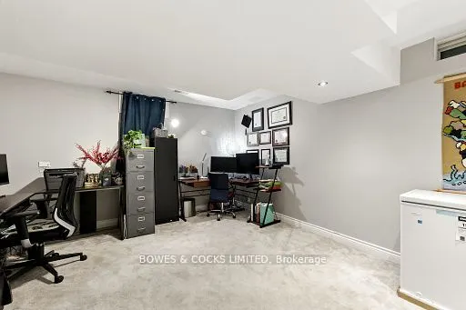 210 Farrier Crescent