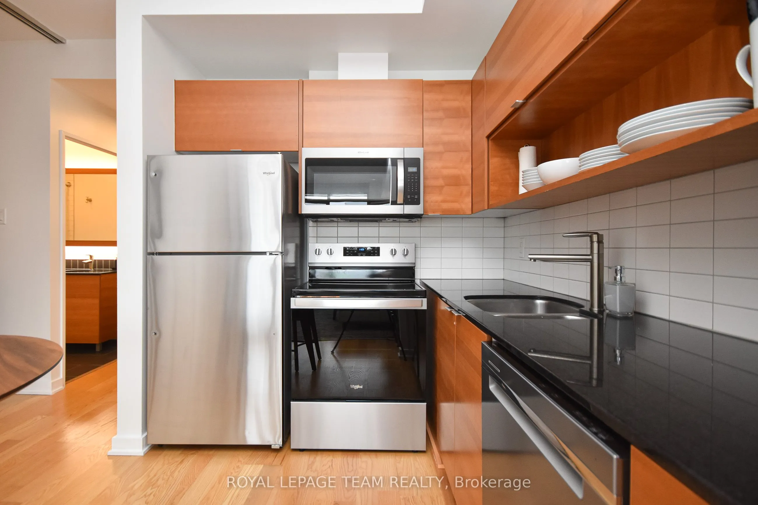 324 Laurier Avenue W, #1206