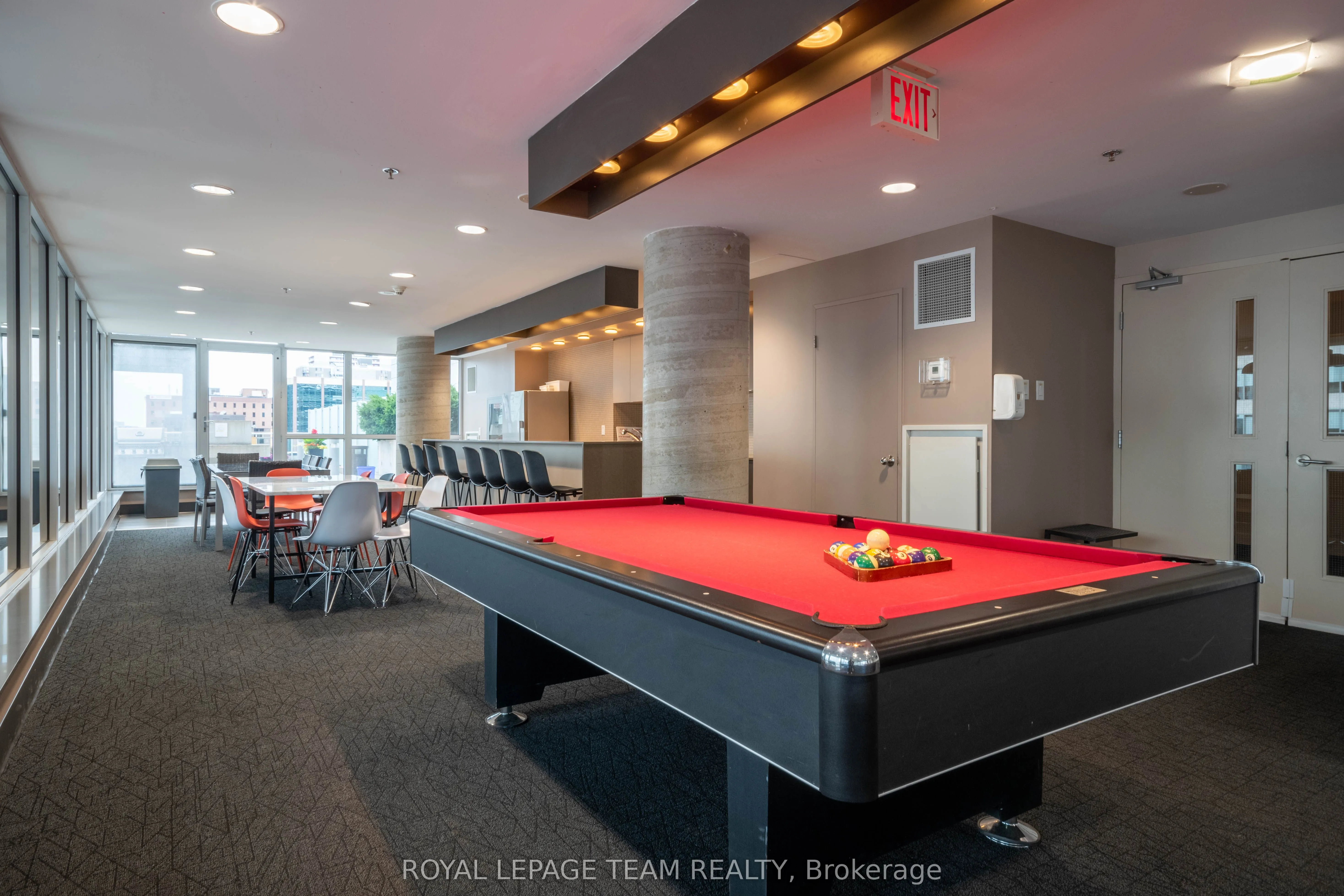 324 Laurier Avenue W, #1206