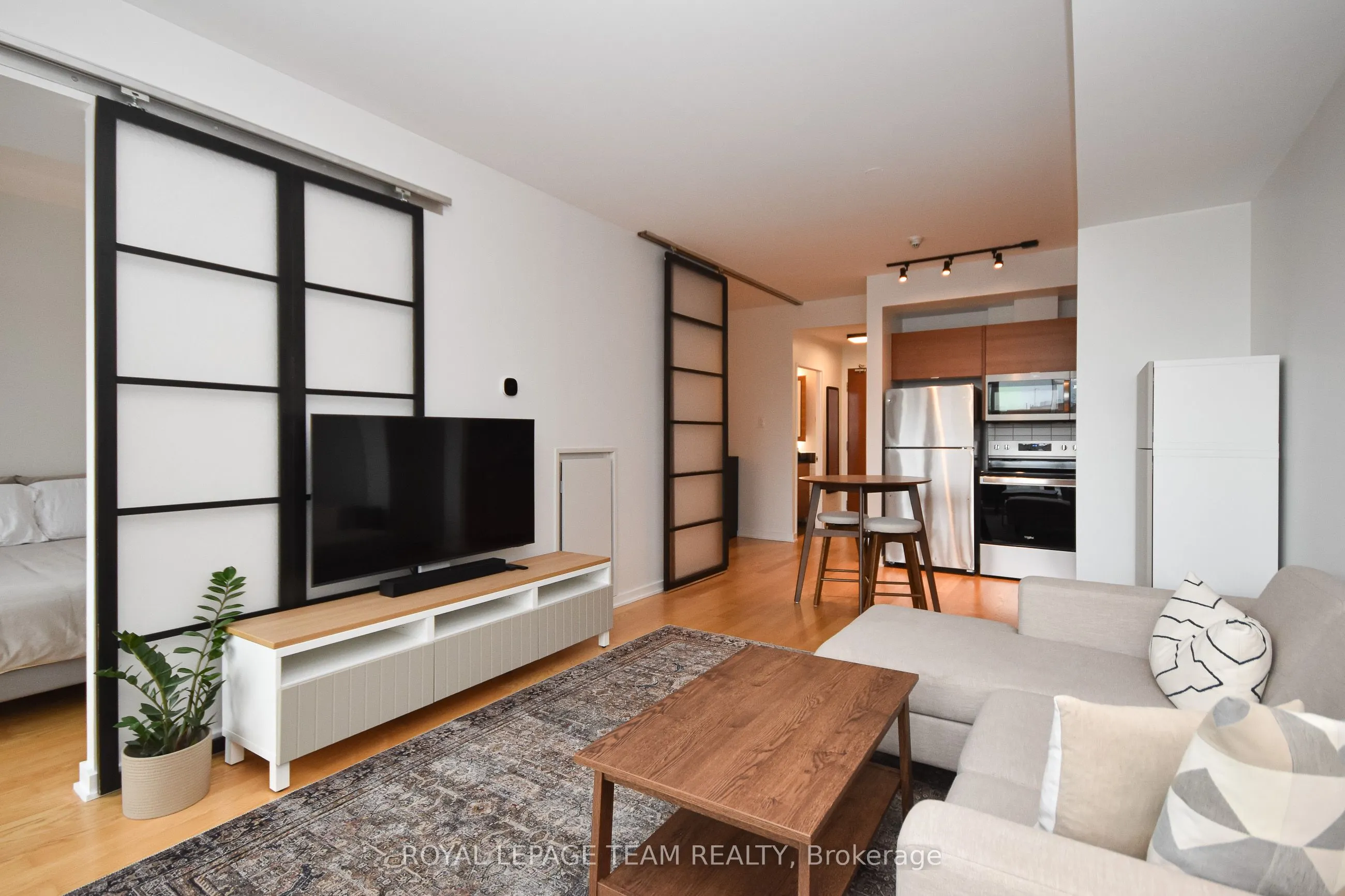 324 LAURIER Avenue, #1206