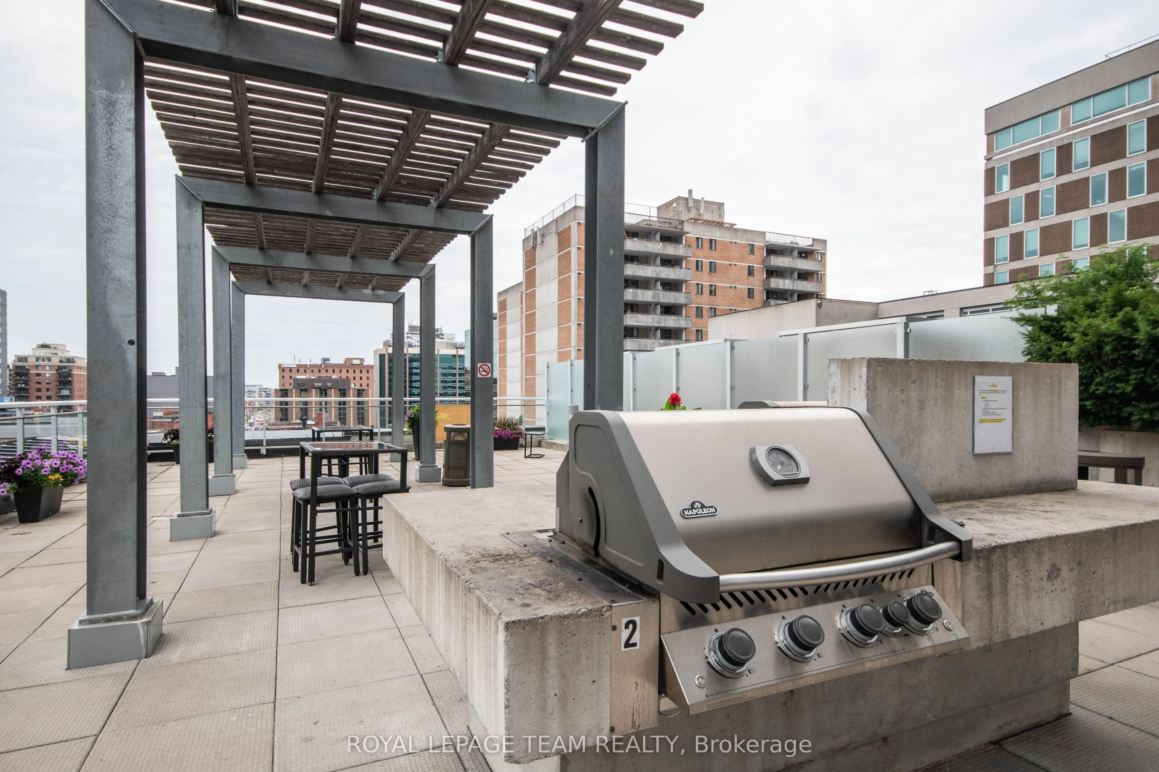 324 LAURIER Avenue, #1206