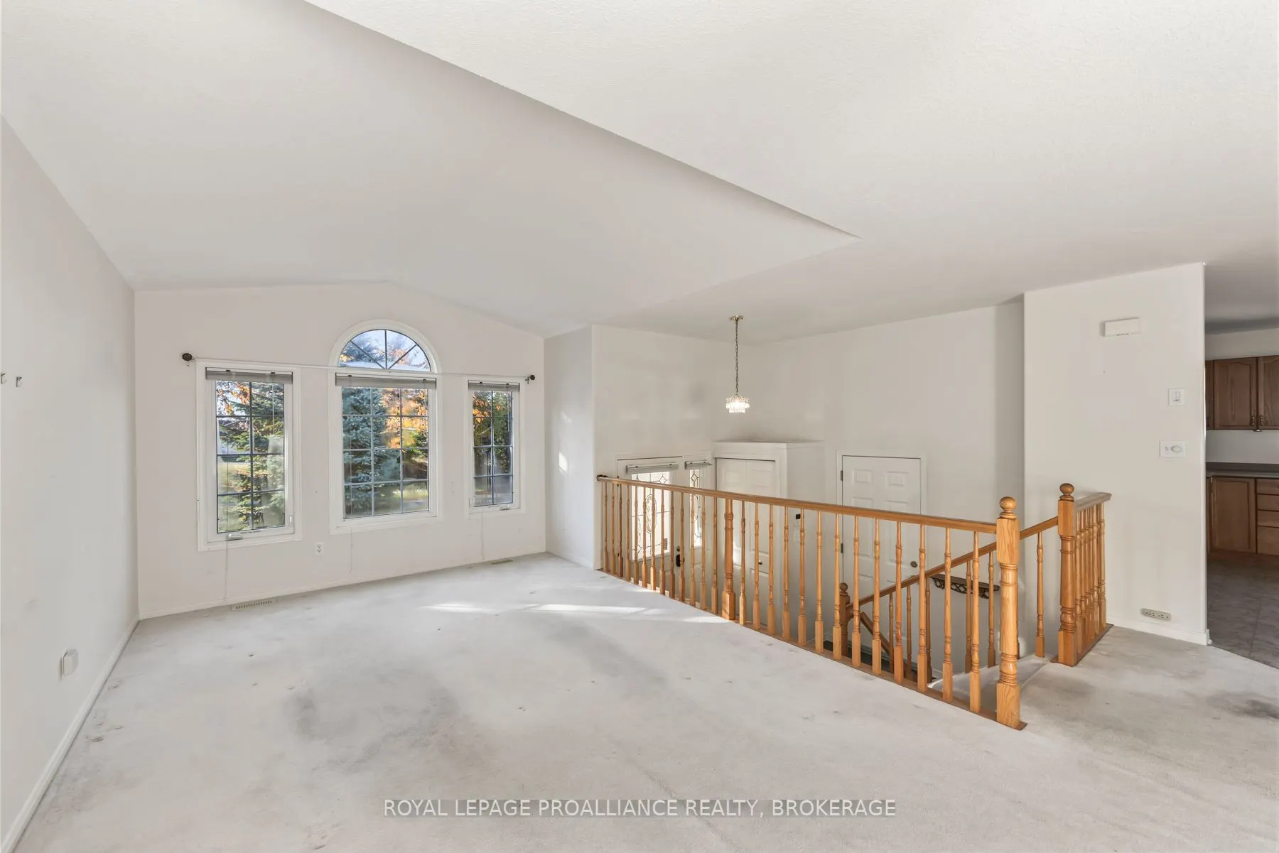 214 Ellesmeer Avenue