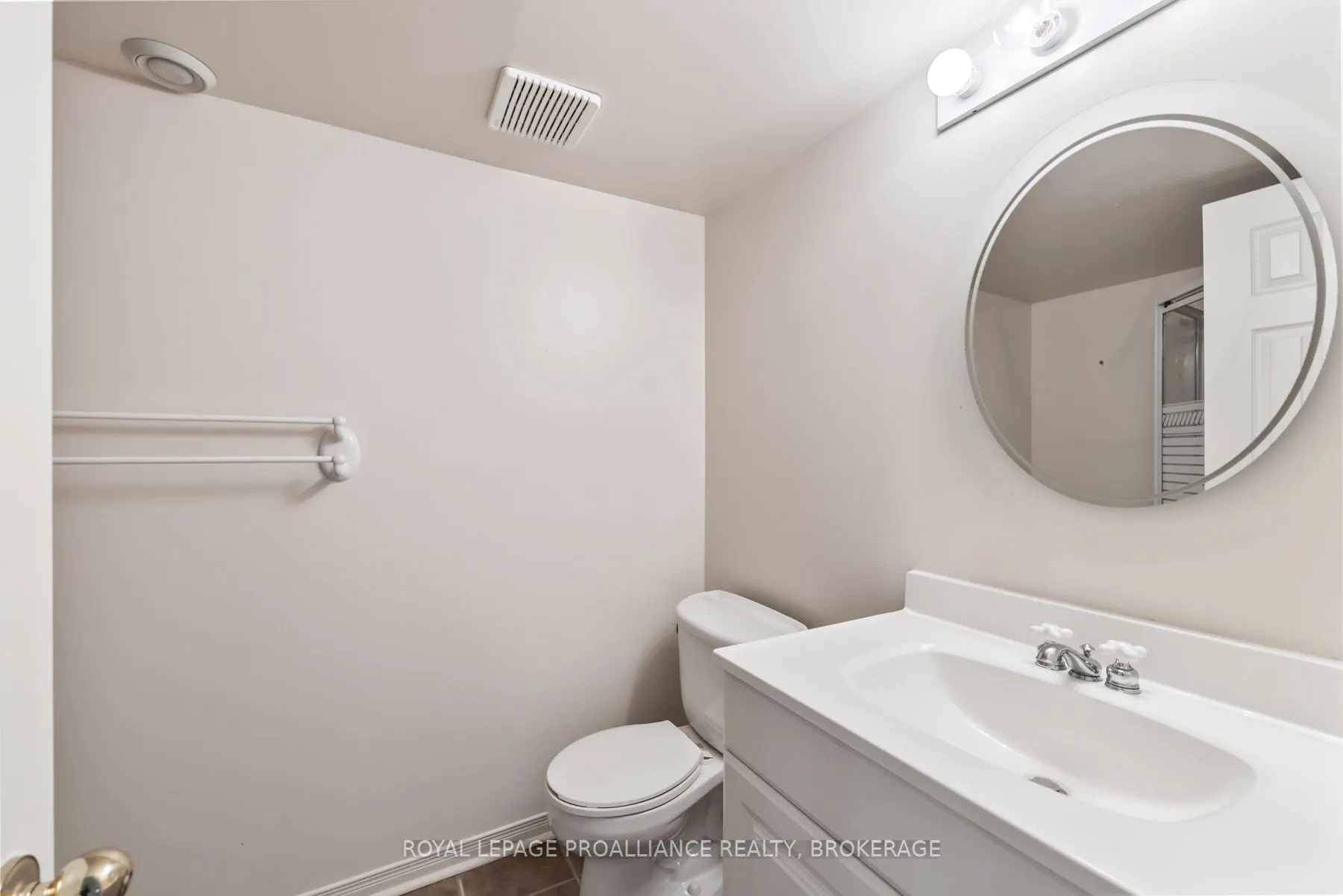 214 Ellesmeer Avenue