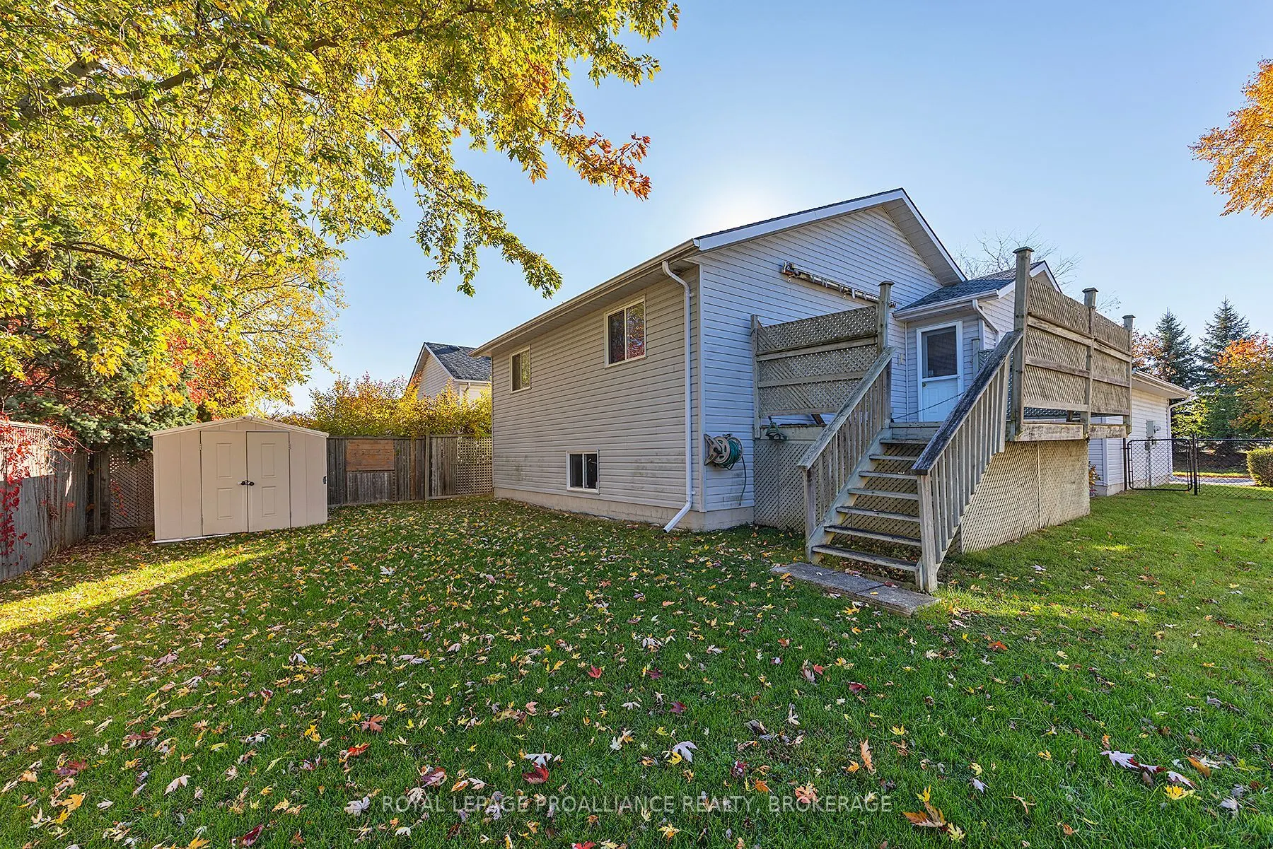 214 Ellesmeer Avenue