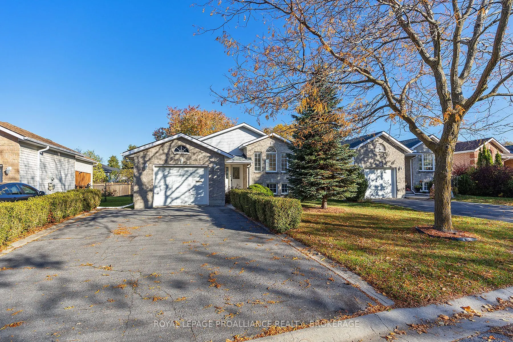 214 Ellesmeer Avenue