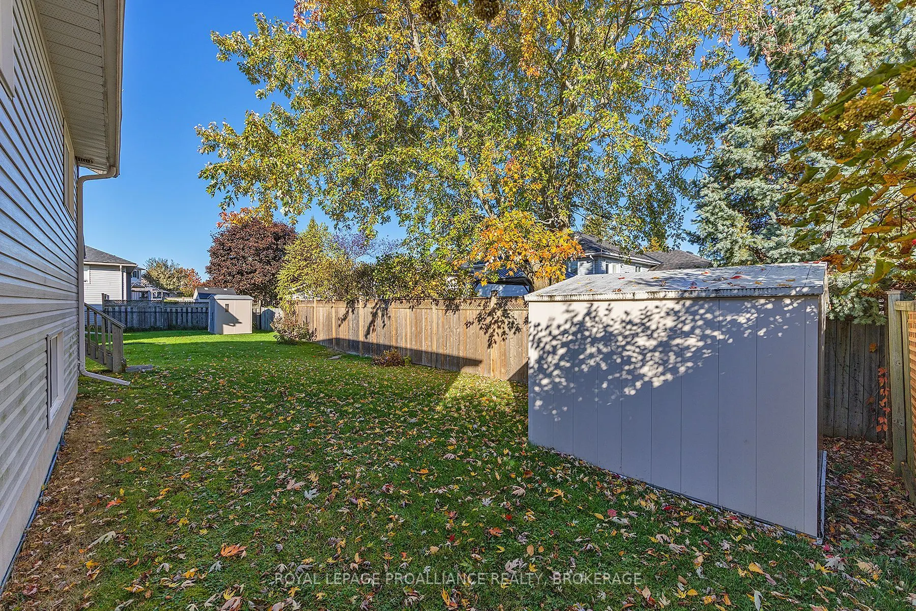 214 Ellesmeer Avenue