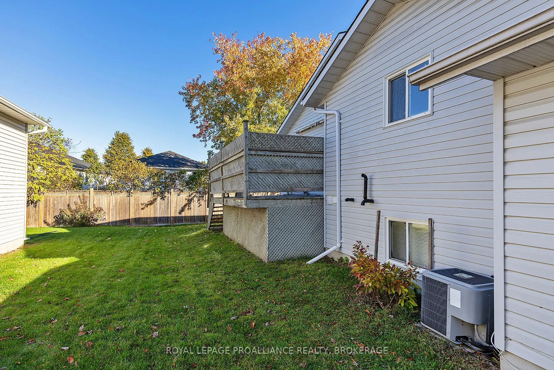 214 Ellesmeer Avenue