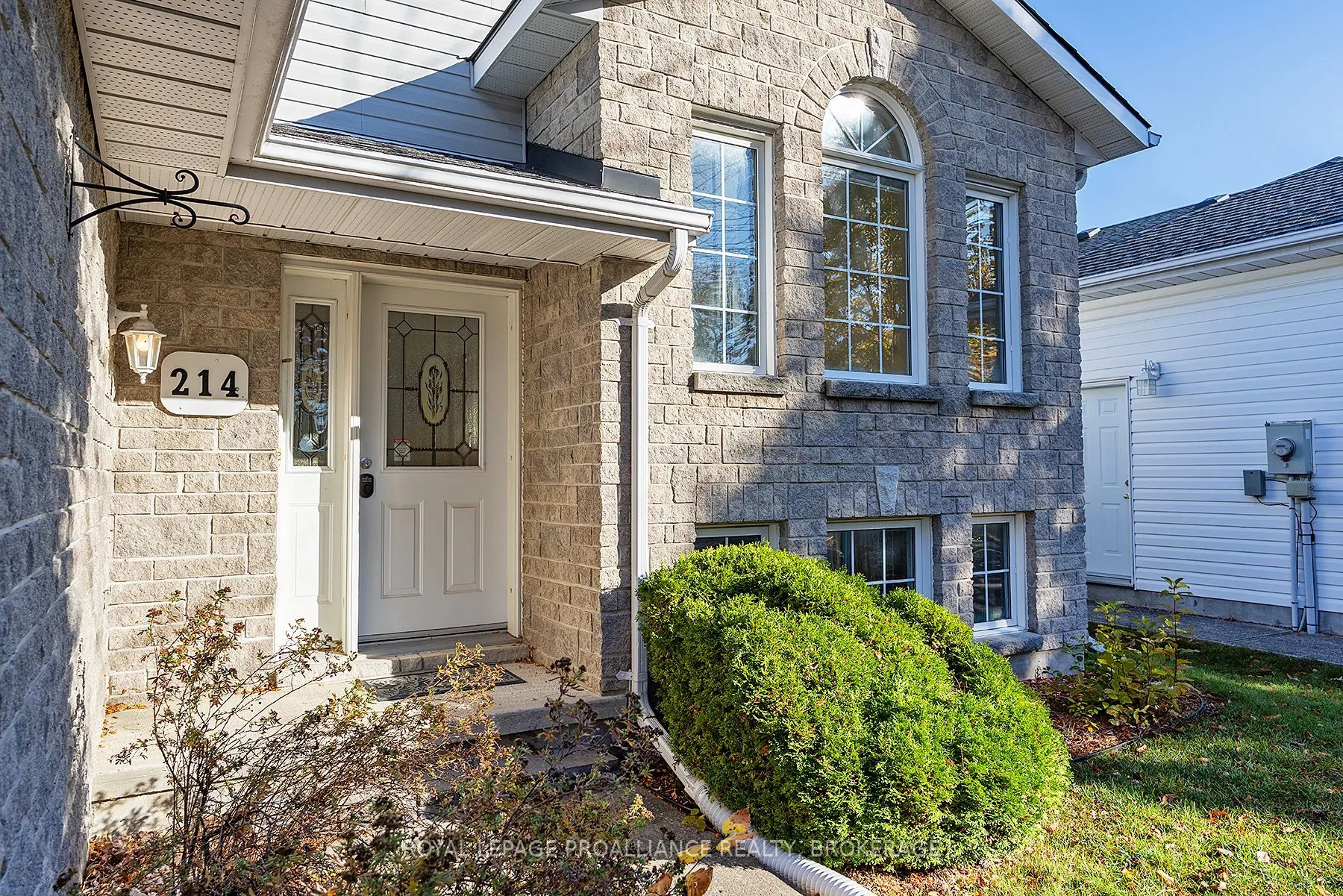 214 Ellesmeer Avenue