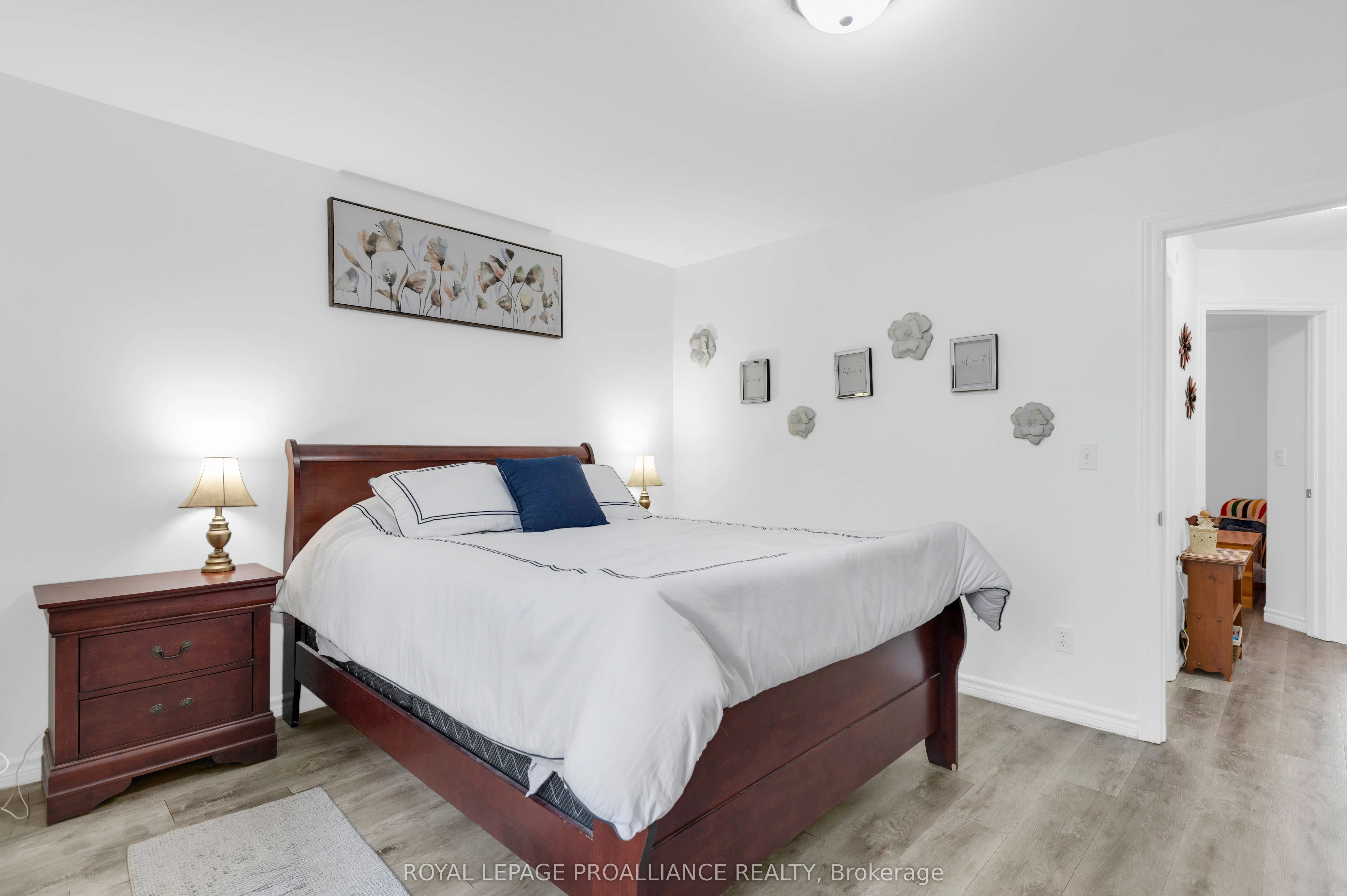 35 Albion Street, #37