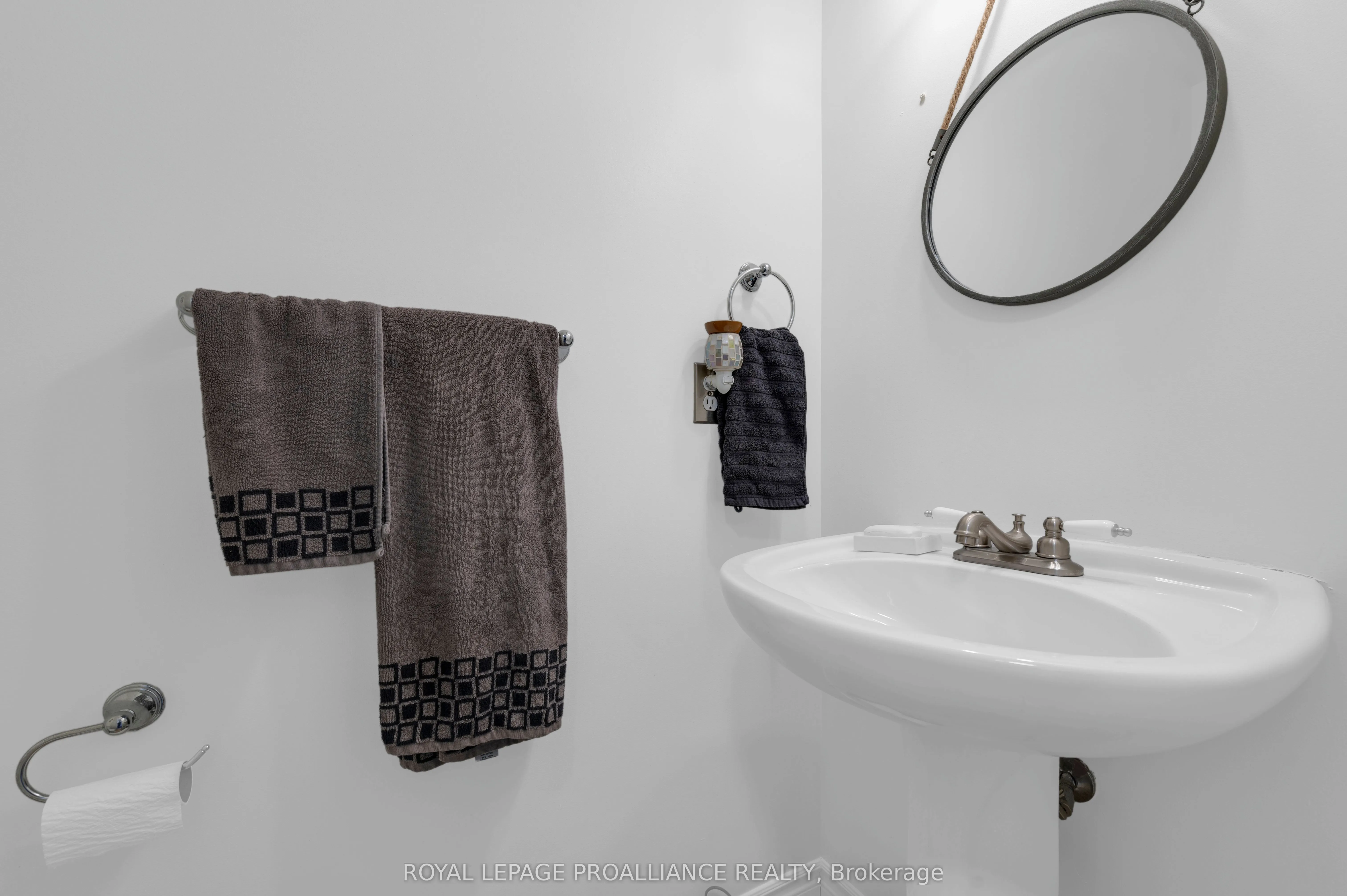 35 Albion Street, #37