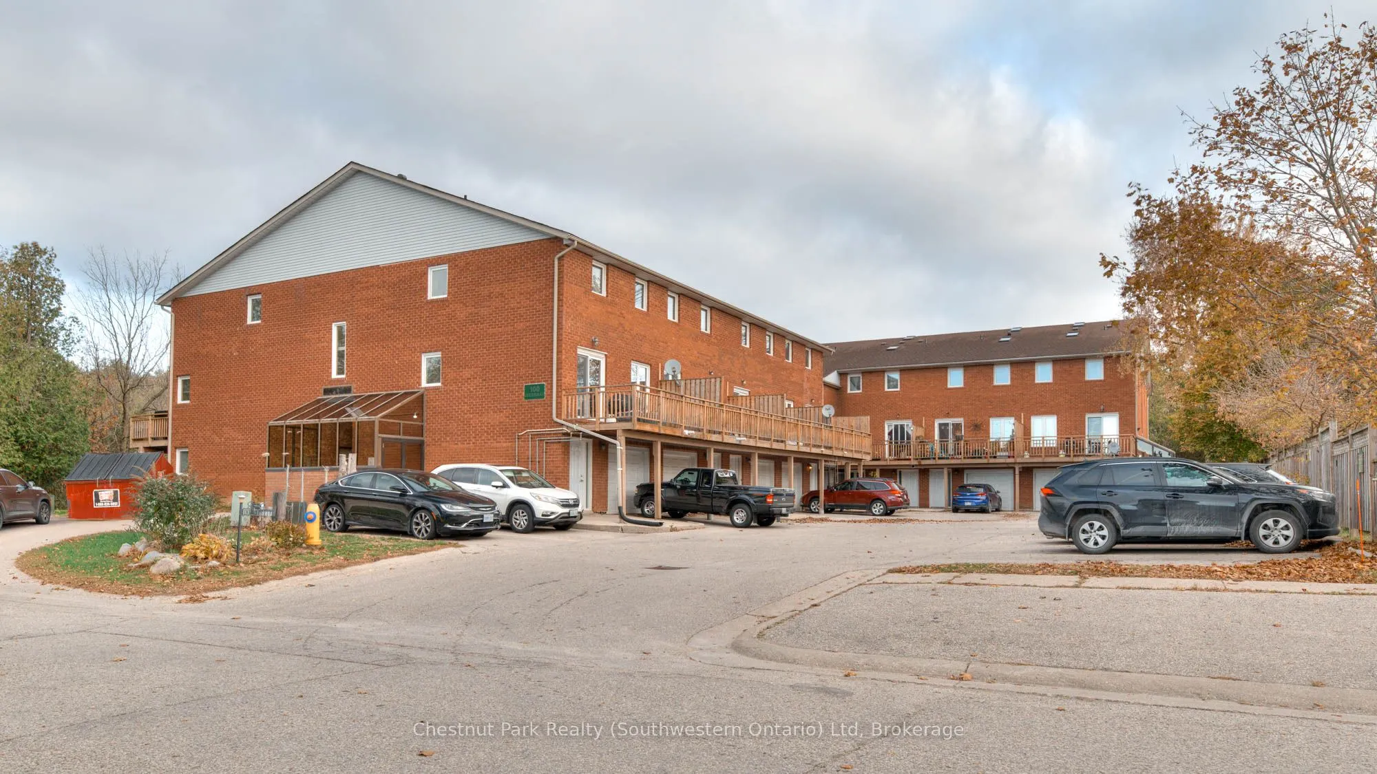 100 Inkerman Street, #8