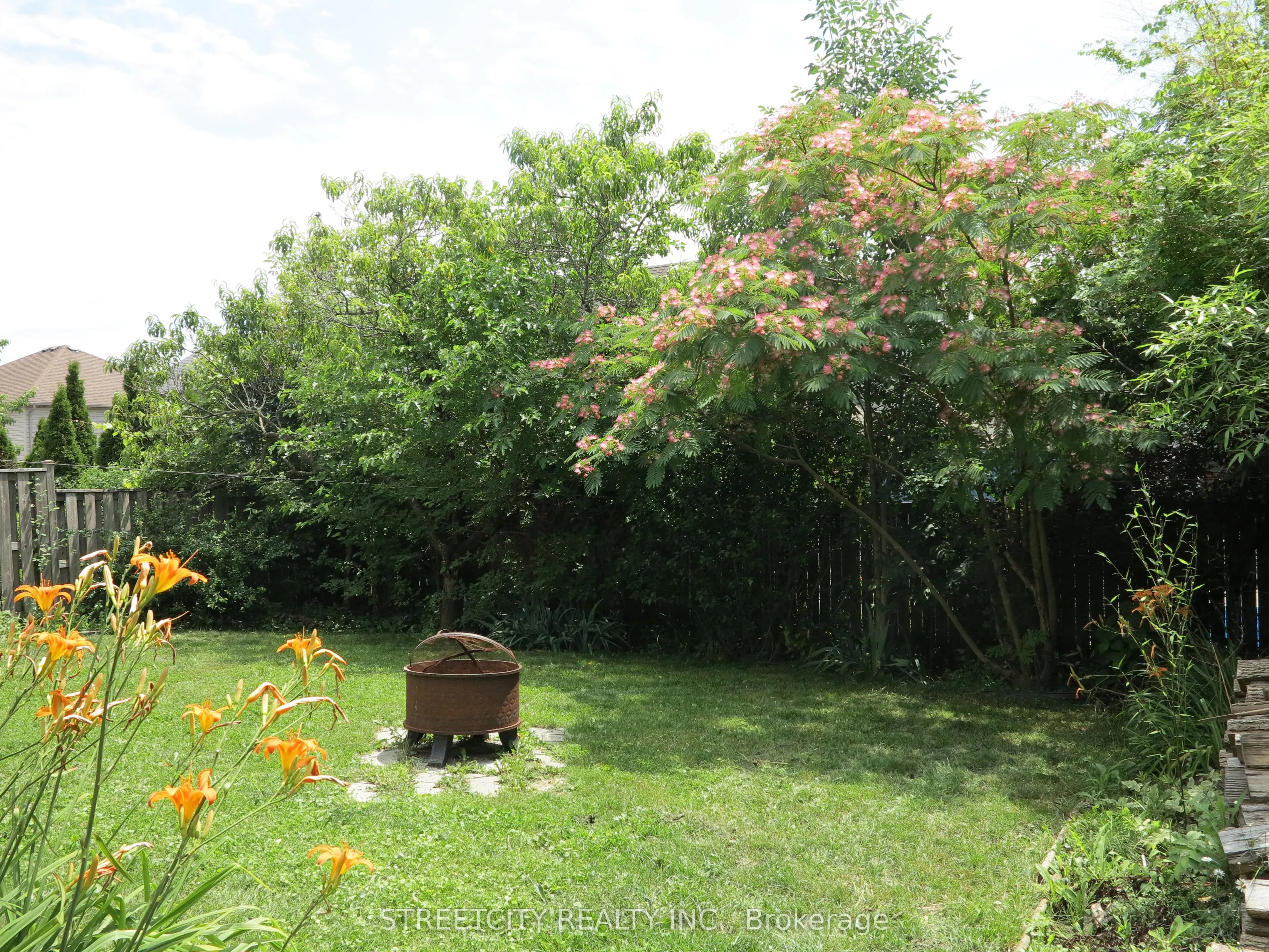 1155 SOUTH WENIGE Drive