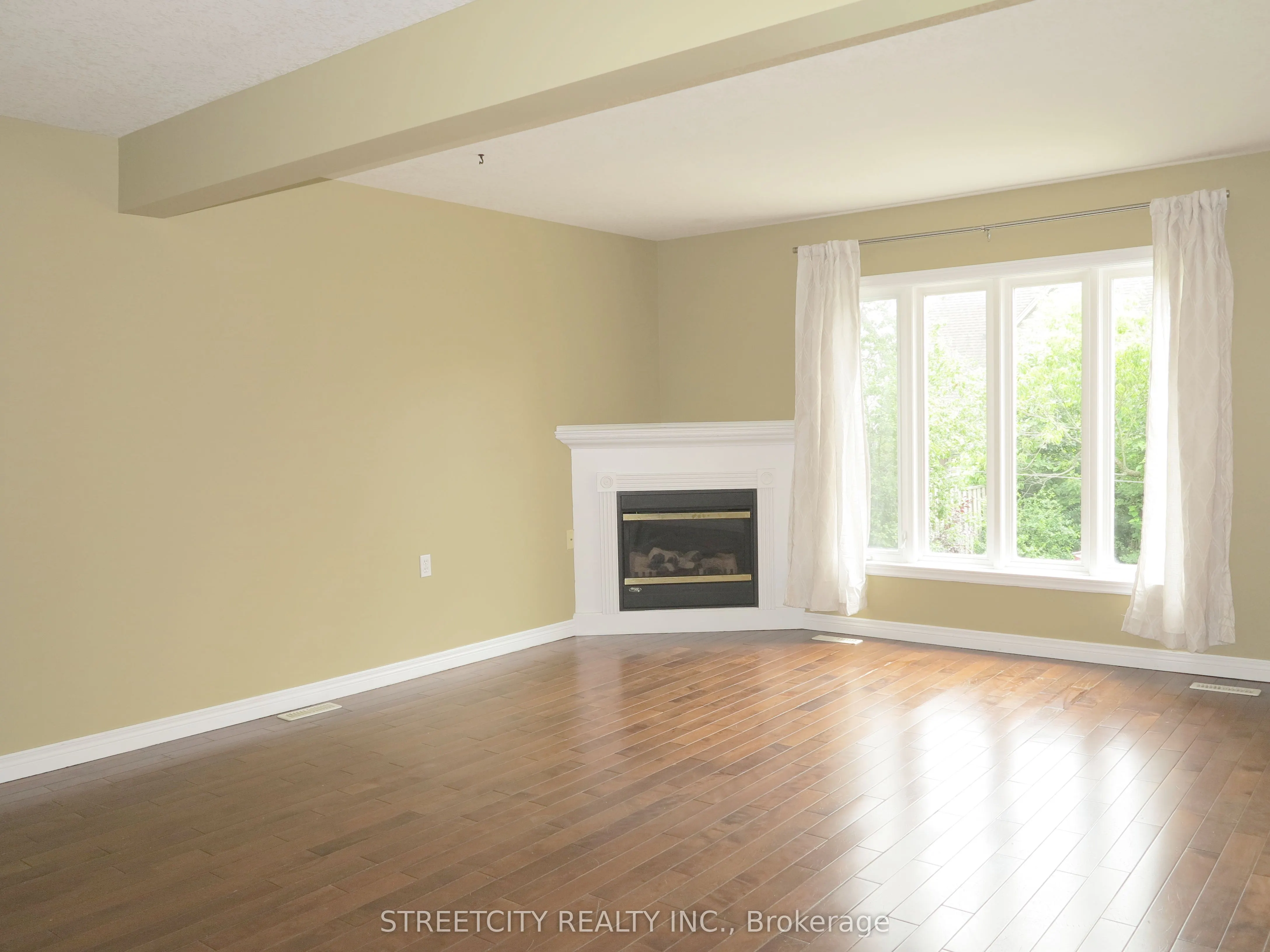 1155 SOUTH WENIGE Drive