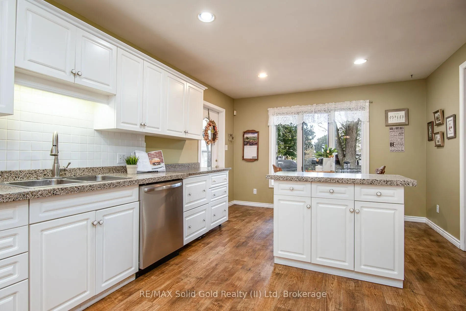 372 Gatestone Boulevard