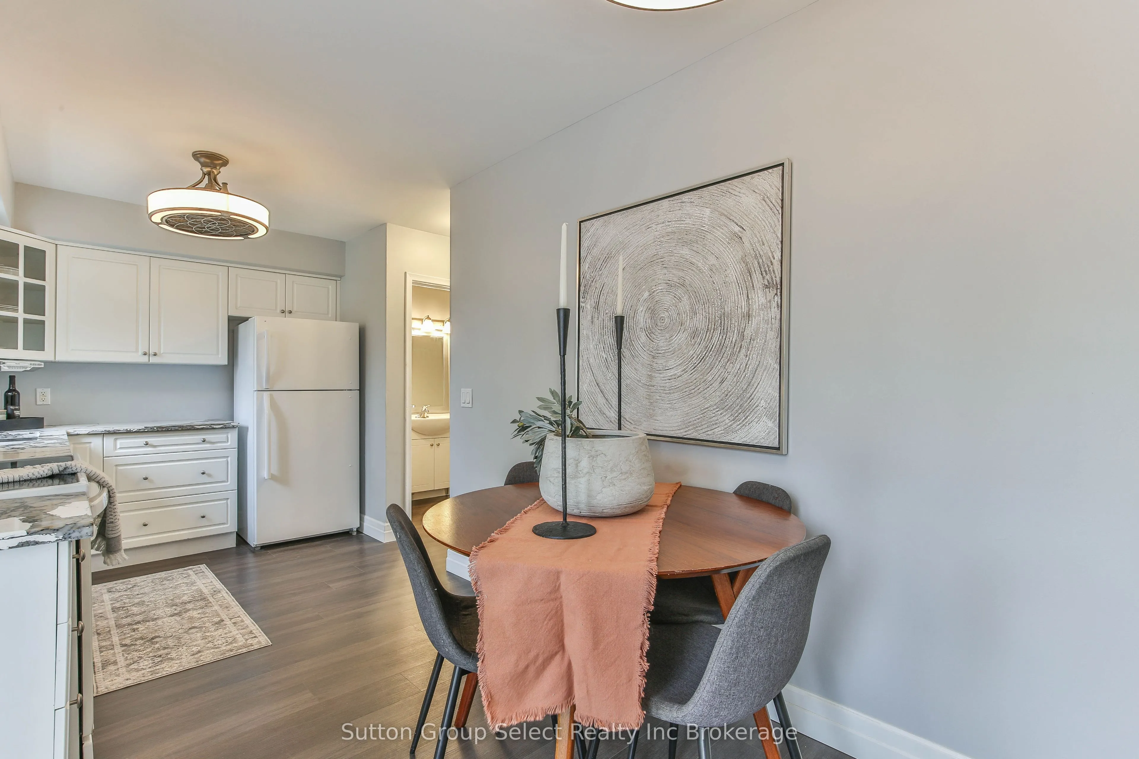 1009 A Nesbitt Crescent