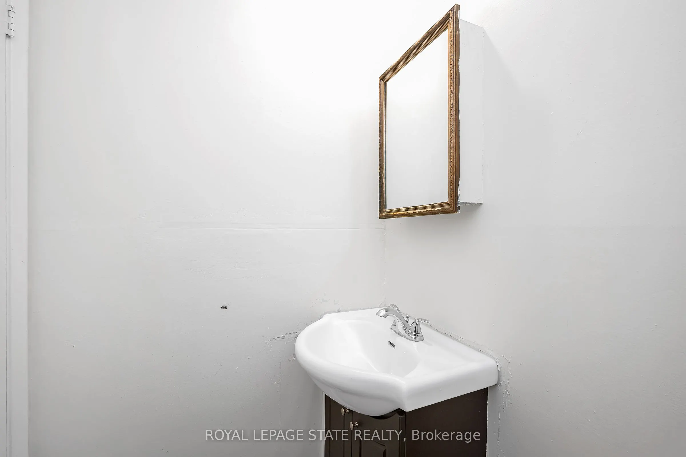 100 Quigley Road, #124