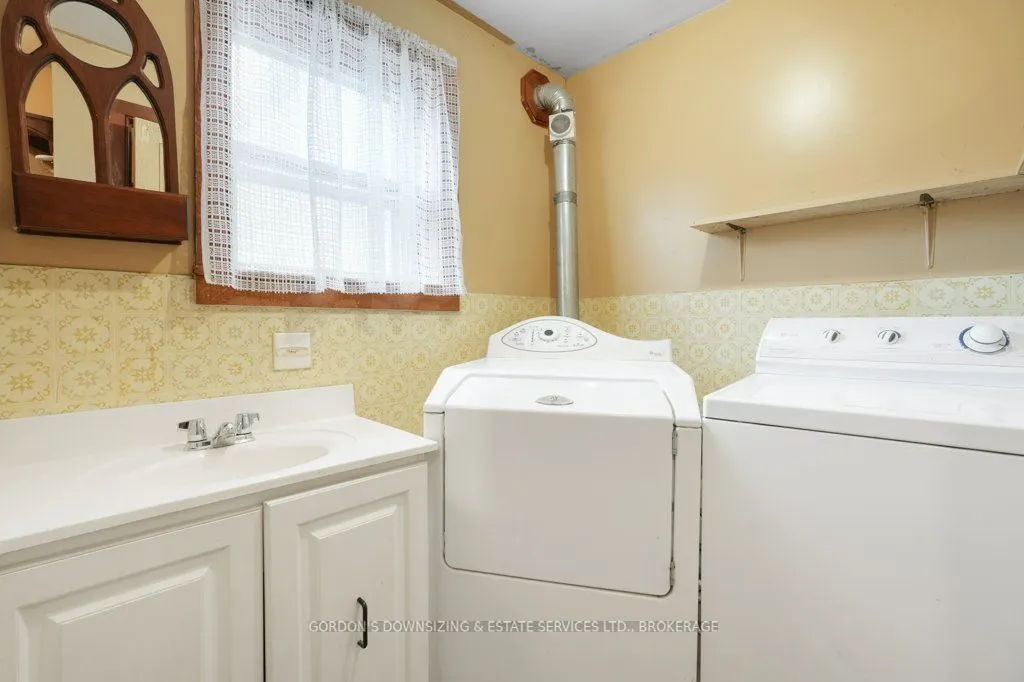 808 Kitley/eliz Line