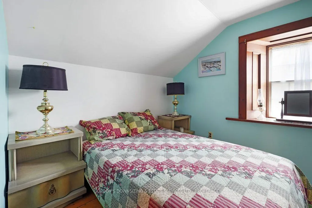 808 Kitley/eliz Line