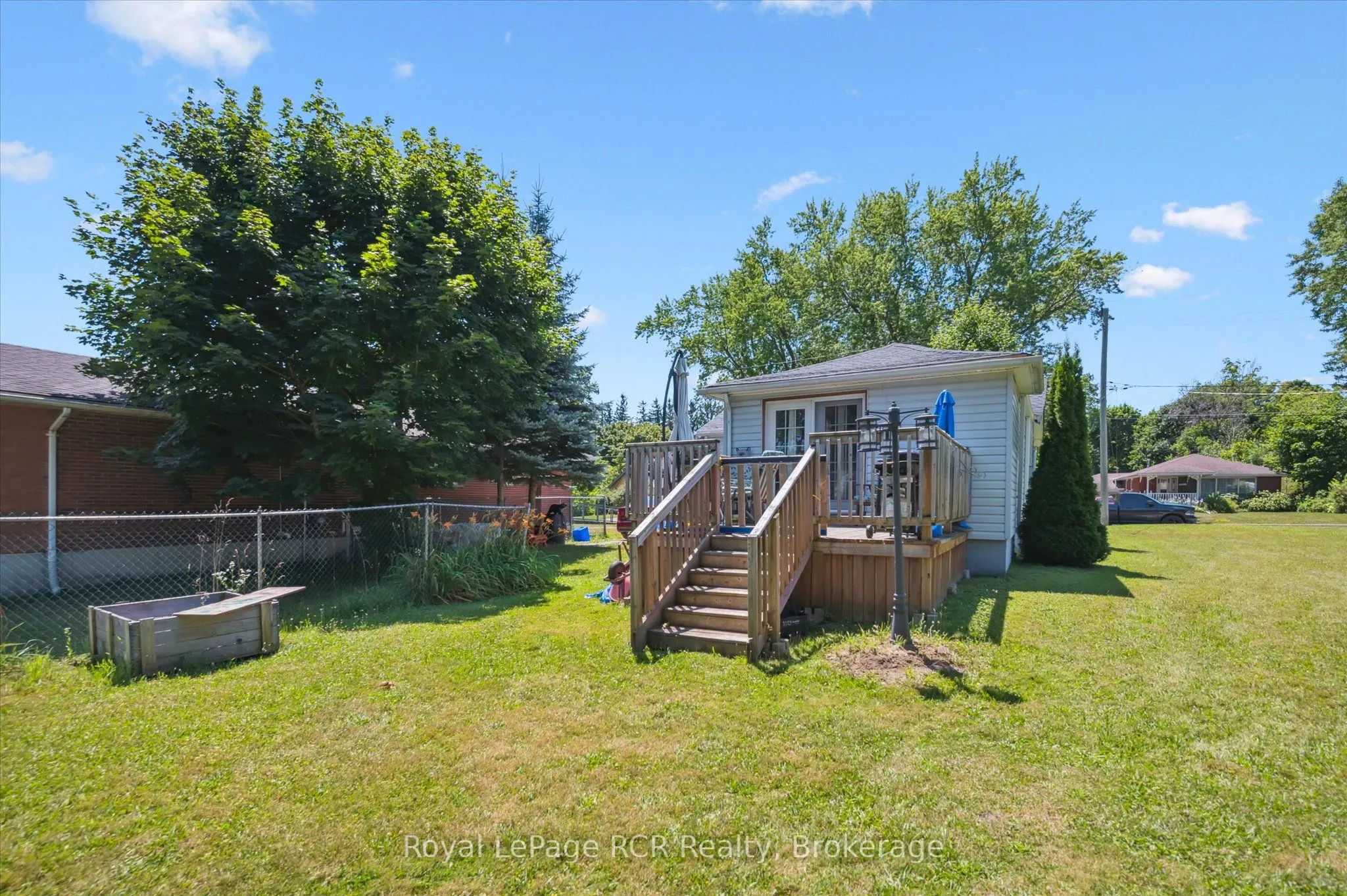 240 Egremont Street N