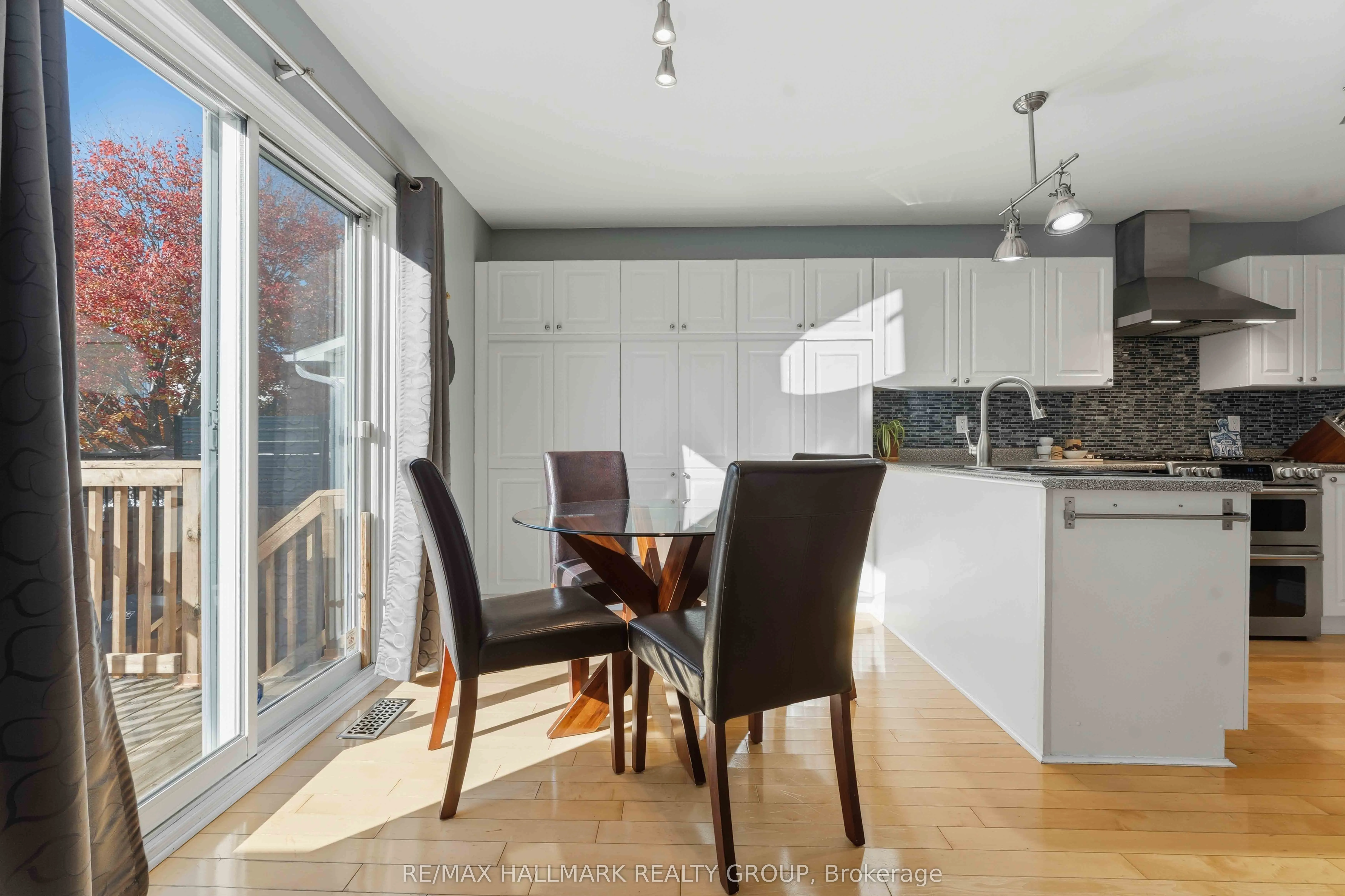 661 Arc en Ciel Street